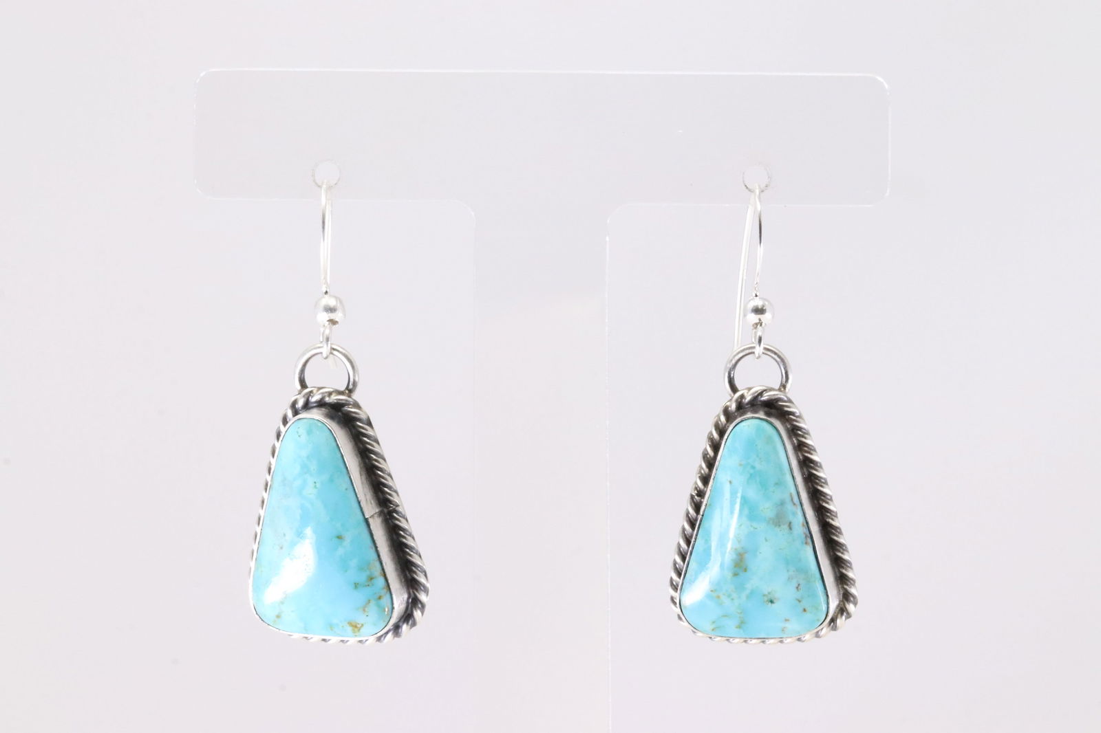 Native America Navajo Sterling Silver Kingman Turquoise Dangling Earring's By Chassity Belone.: This is a Native America Navajo Sterling Silver Kingman Turquoise Dangling Earring's By Chassity Belone. Stamp C. Belone.