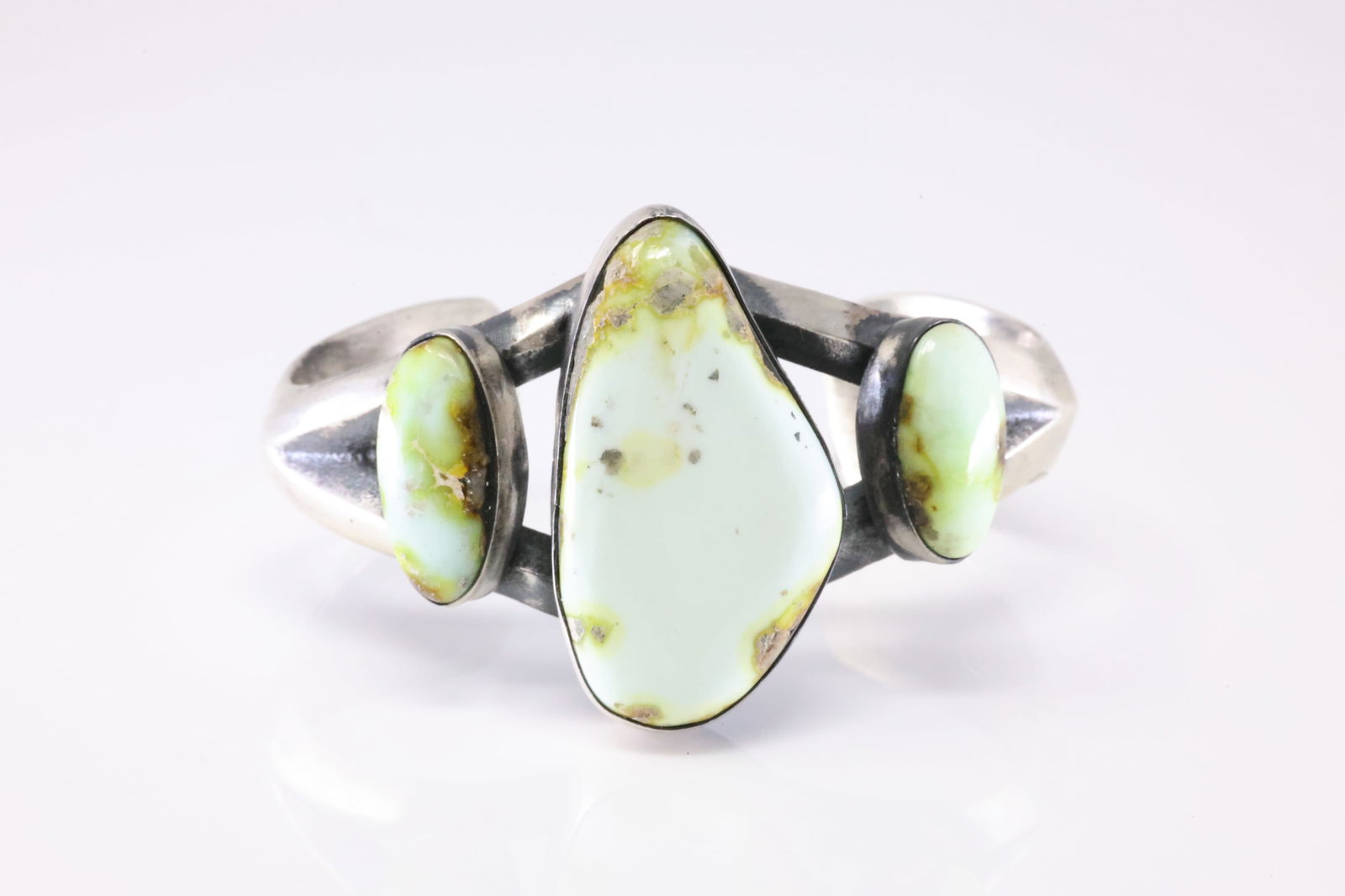 Native America Navajo Sterling Silver Palomino Turquoise Bracelet Cuff By Chimnes Butte. (1 of 4)