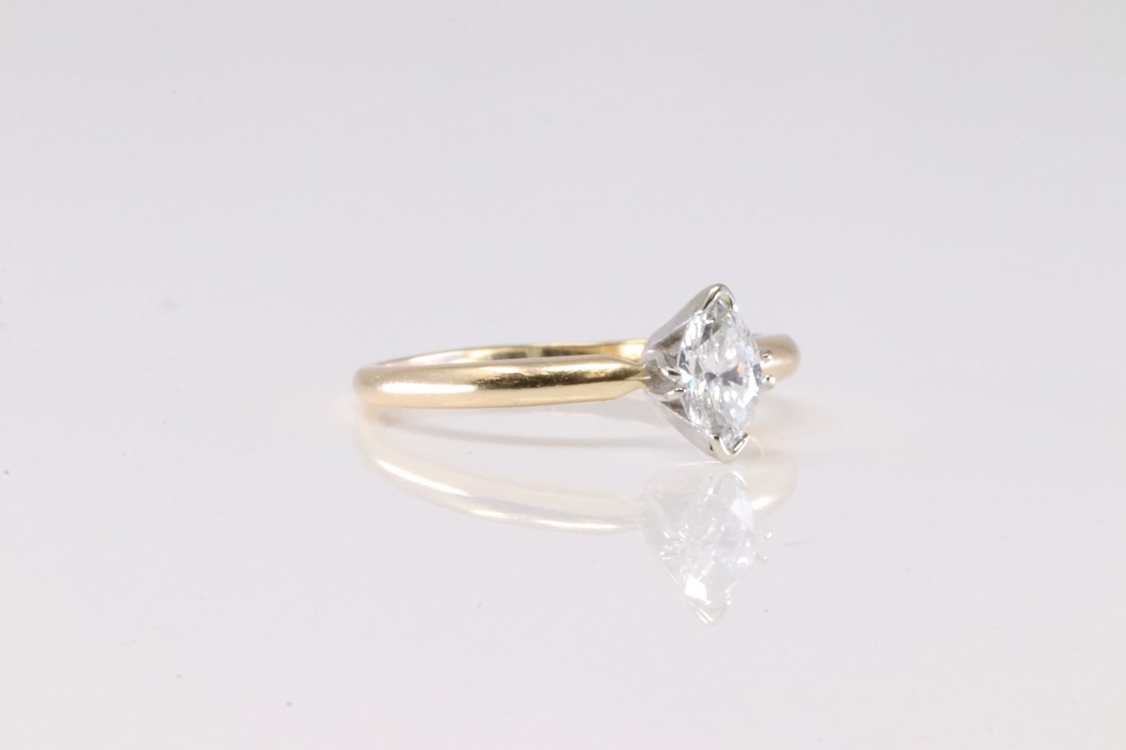 Diamond Ring 14Kt. - 2