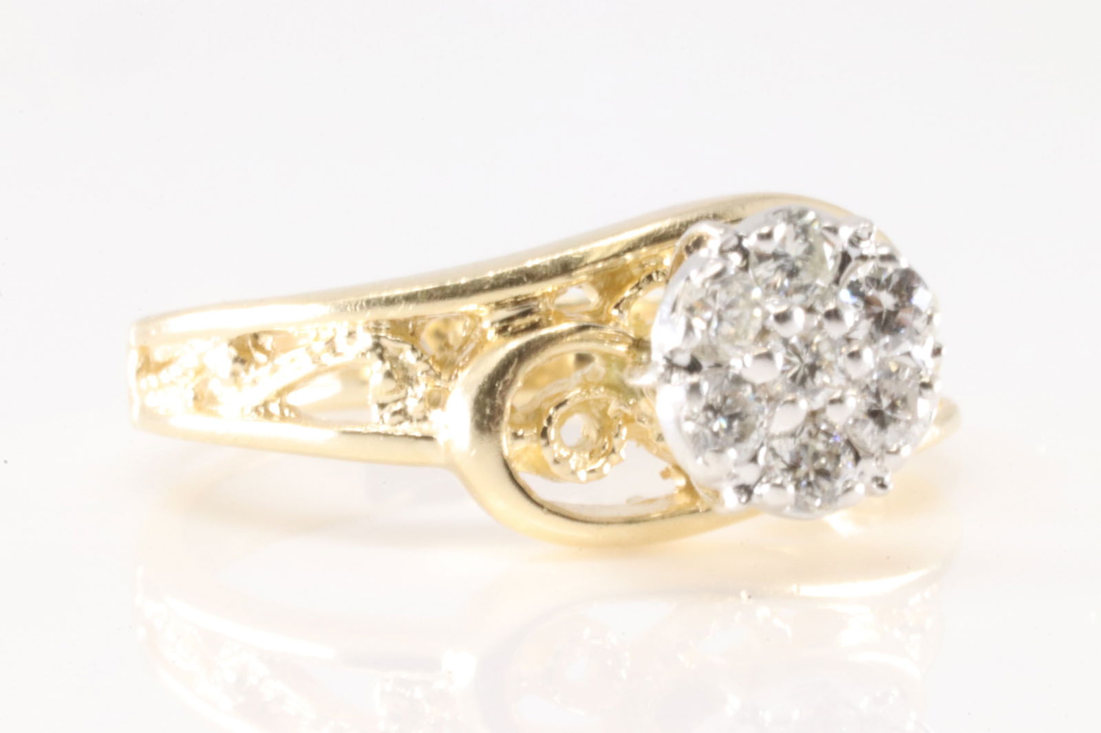 Diamond Ring 14Kt. - 2