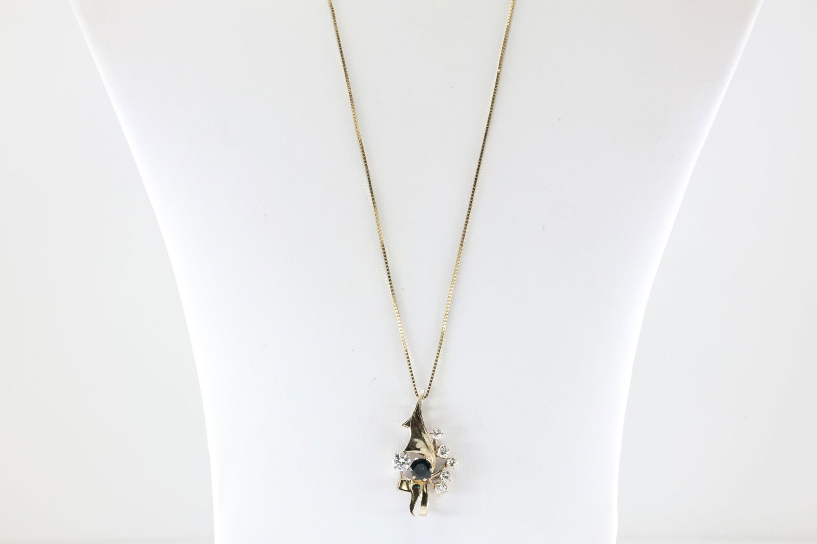 Sapphire & Diamond Pendant / Necklace 14Kt.: Ladies 14Kt Yellow Gold Sapphire & Diamond Pendant / Necklace. This Charming Pendant has Sapphire with Sparkling Diamonds and A 14K Necklace. Diamonds weight approx: 0.50ctw. Necklace length: 22.00" T