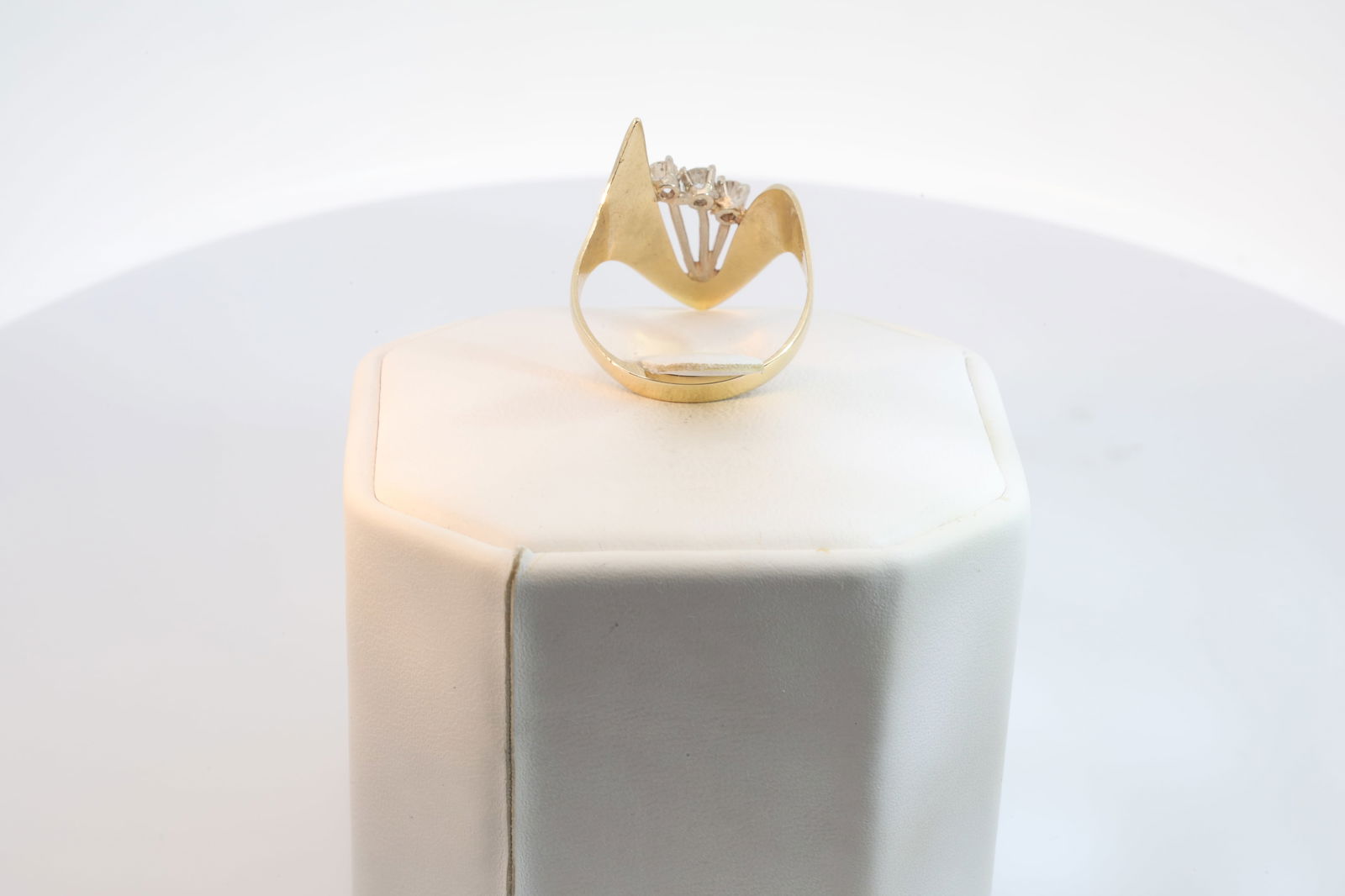 Diamond Ring 14Kt. - 4