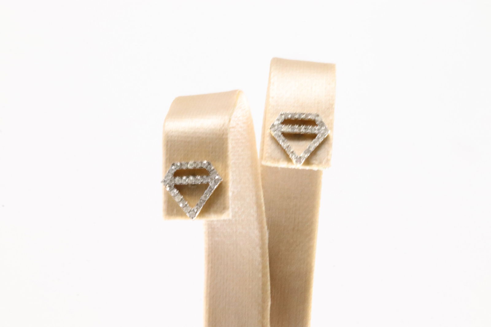 Diamond Stud Earring 10Kt. - 2
