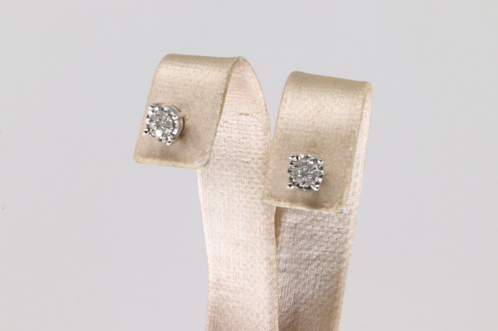 Diamond Stud Earring 10Kt. - 2