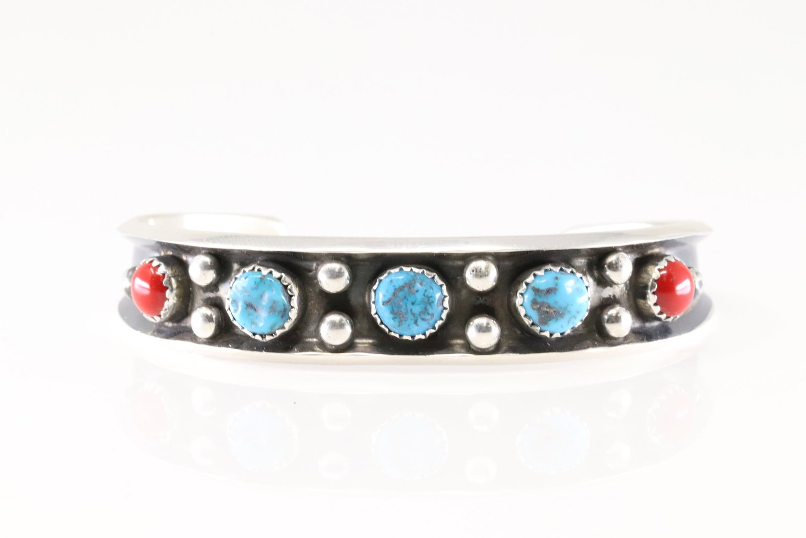 Native America Navajo Sterling Silver Coral & Turquoise Bracelet Cuff By Paul Largo.: This is a Native America Navajo Sterling Silver Coral & Turquoise Bracelet Cuff By Paul Largo. Stamp PL.