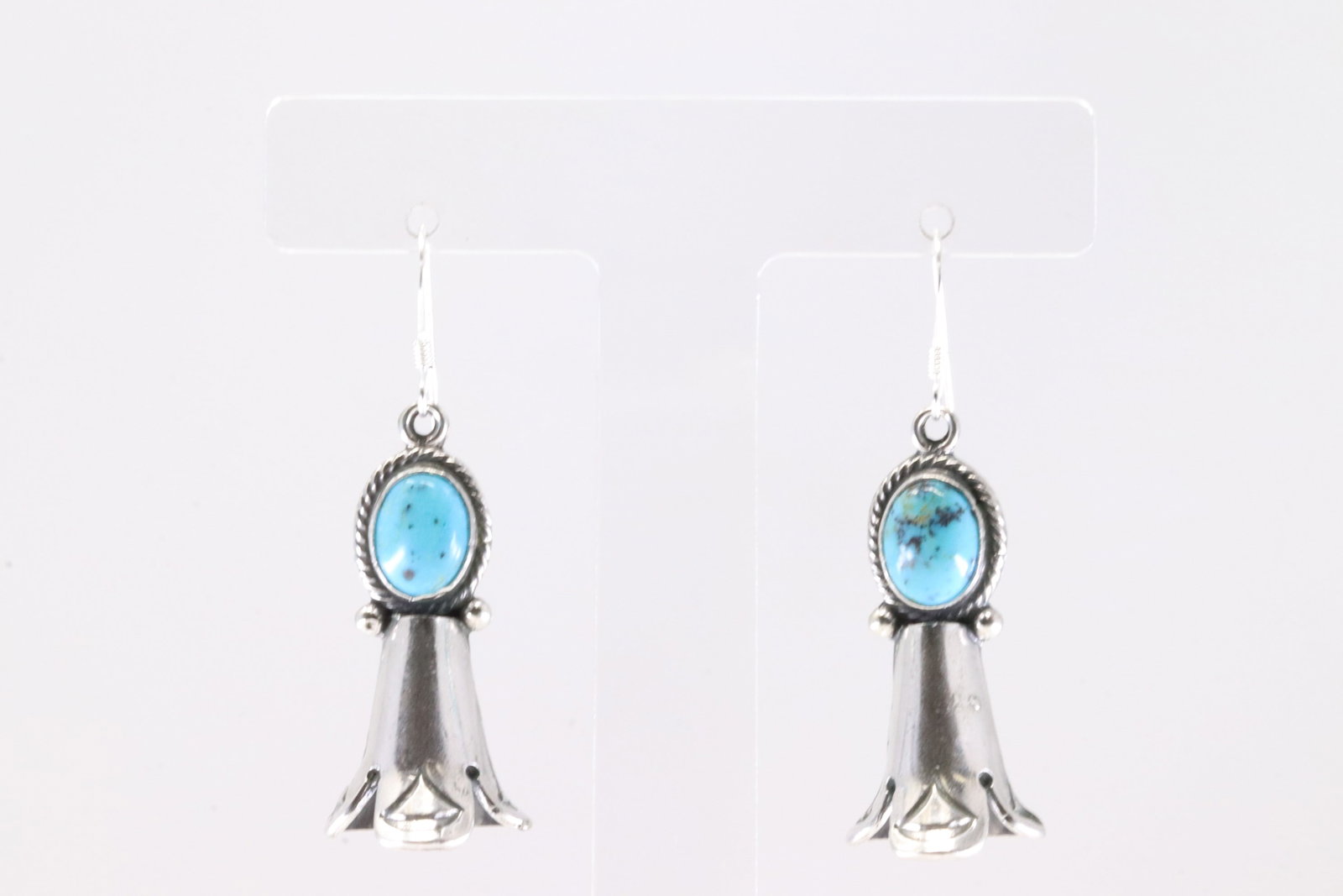 Native America Navajo Sterling Silver Turquoise Blossom Dangling Earring's By Sharon McCarthy.: This is a Native America Navajo Sterling Silver Turquoise Blossom Dangling Earring's By Sharon McCarthy. Stamp From R.B Company.