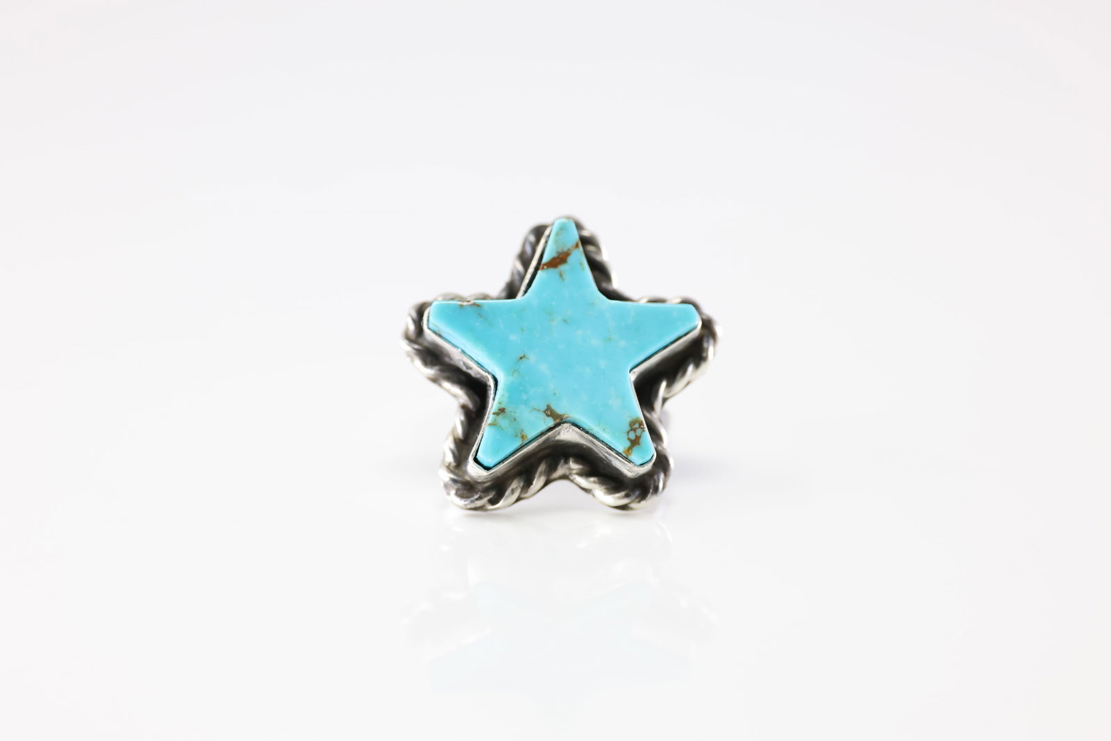 Native America Navajo Sterling Silver Turquoise Star Ring By L.C.: This is a Native America Navajo Sterling Silver Turquoise Star Ring By L.C. Stamp LC. Ring Size: 7.00.