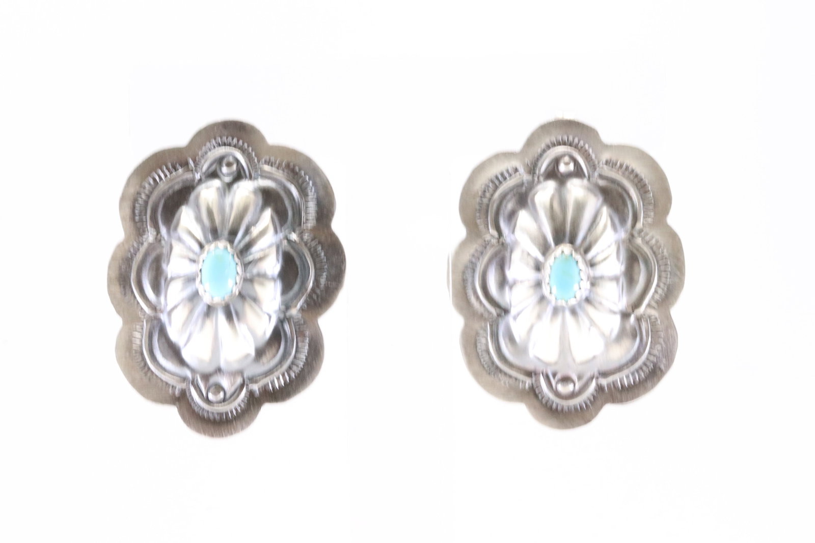 America Sterling Silver Conch Turquoise Post Earring's.: This is a America Sterling Silver Conch Turquoise Post Earring's.