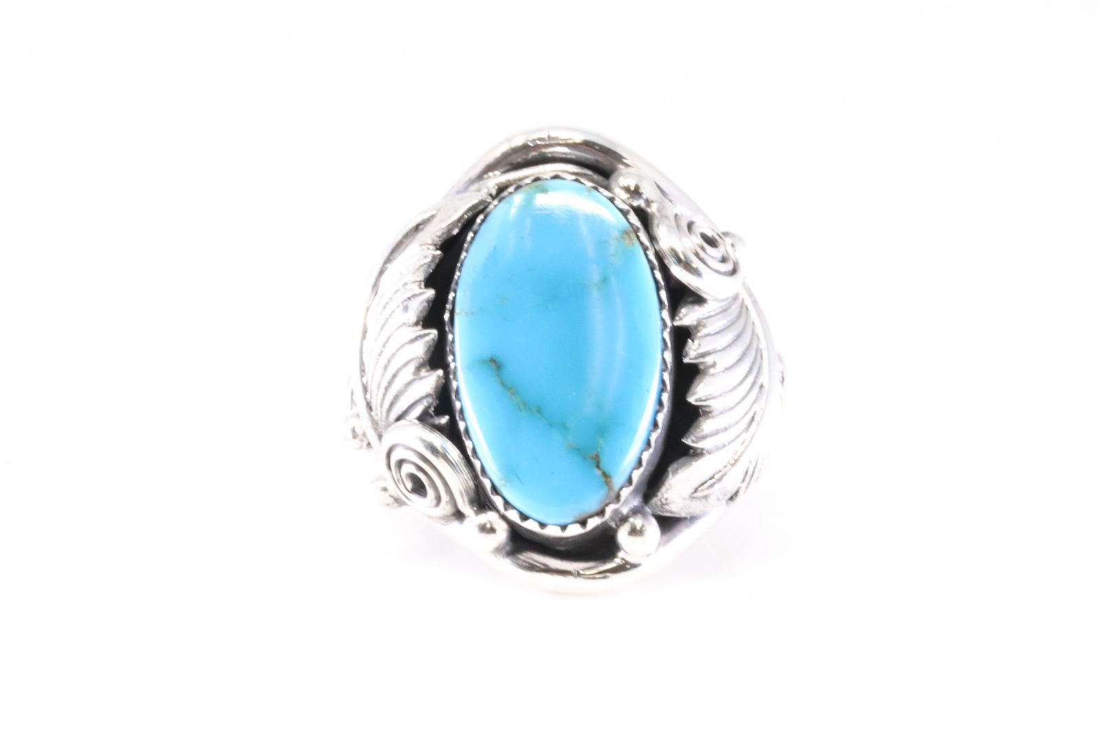 Native America Navajo Sterling Silver Turquoise Ring By Darrell Morgan.: This is a Native America Navajo Sterling Silver Turquoise Ring By Darrell Morgan. Ring size: 10.25.