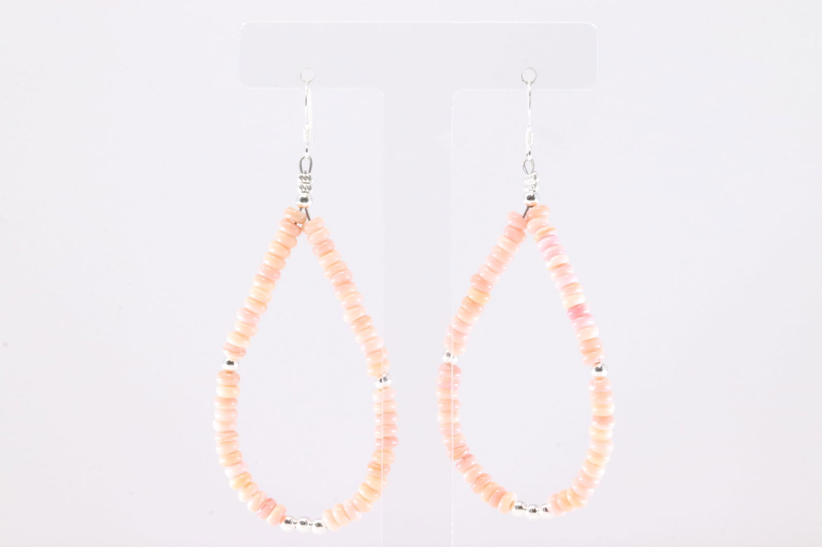 America Sterling Silver Pink Conch Dangling Earring's.: This is a America Sterling Silver Pink Conch Dangling Earring's.