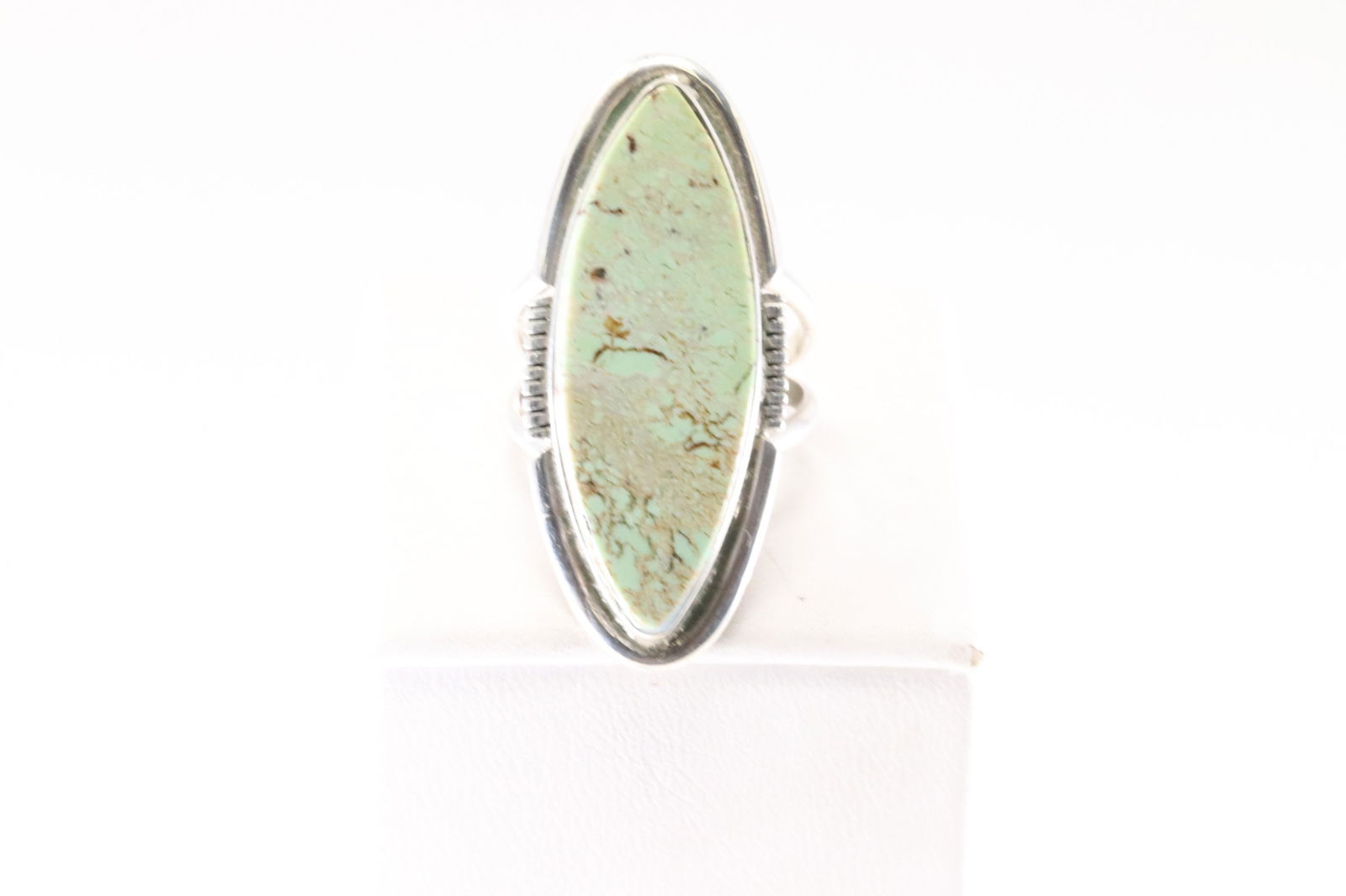 Native American Navajo Sterling Silver Turquoise Ring By SF.: This is a Native American Navajo Sterling Silver Turquoise Ring By SF. Stamp SF. Ring Size: 7.50.