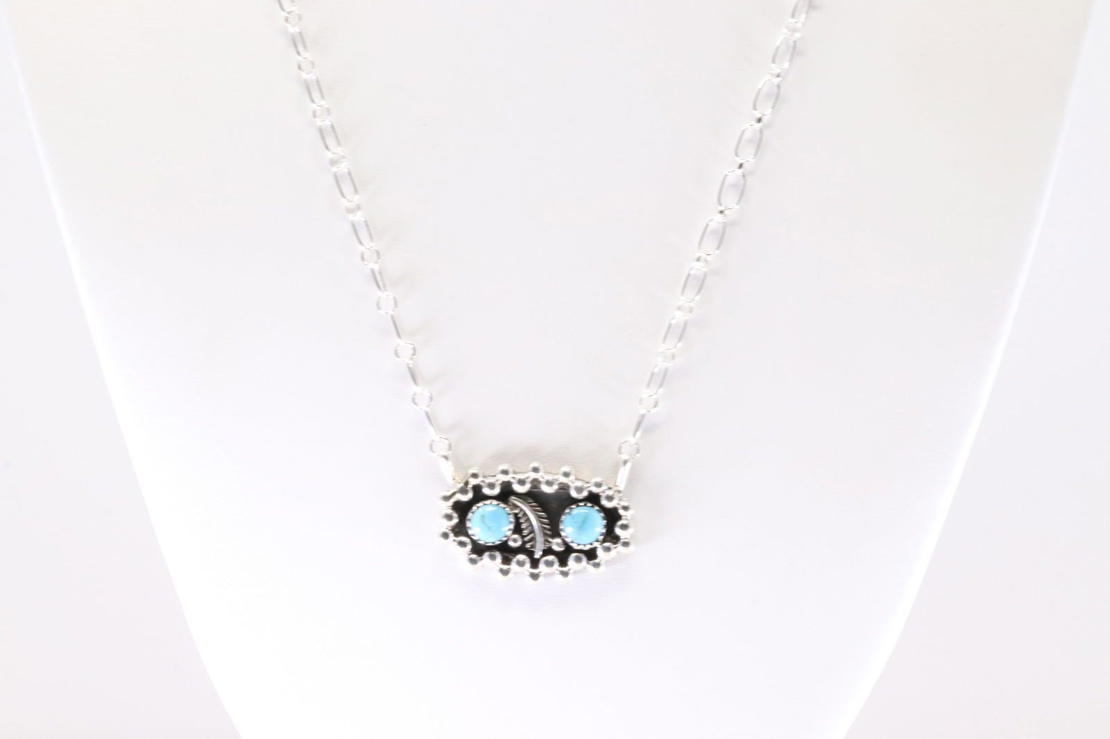 Native America Navajo Sterling Silver Turquoise Necklace By Suzanna Johnson. From R.B Company.: This is a Native America Navajo Sterling Silver Turquoise Necklace By Suzanna Johnson. From R.B Company. Stamp By R.B Company. Necklace Length: 18.00.
