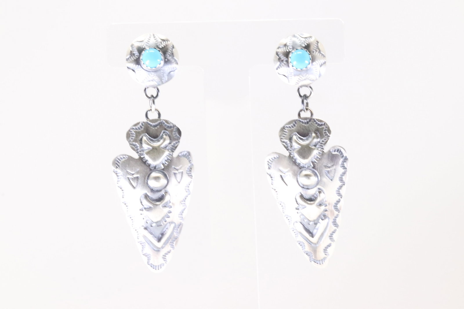Native America Navajo Sterling Silver Turquoise Post Dangling Earring's By T.Yazzie.: This is a Native America Navajo Sterling Silver Turquoise Post Dangling Earring's By T.Yazzie. Stamp T.Yazzie.