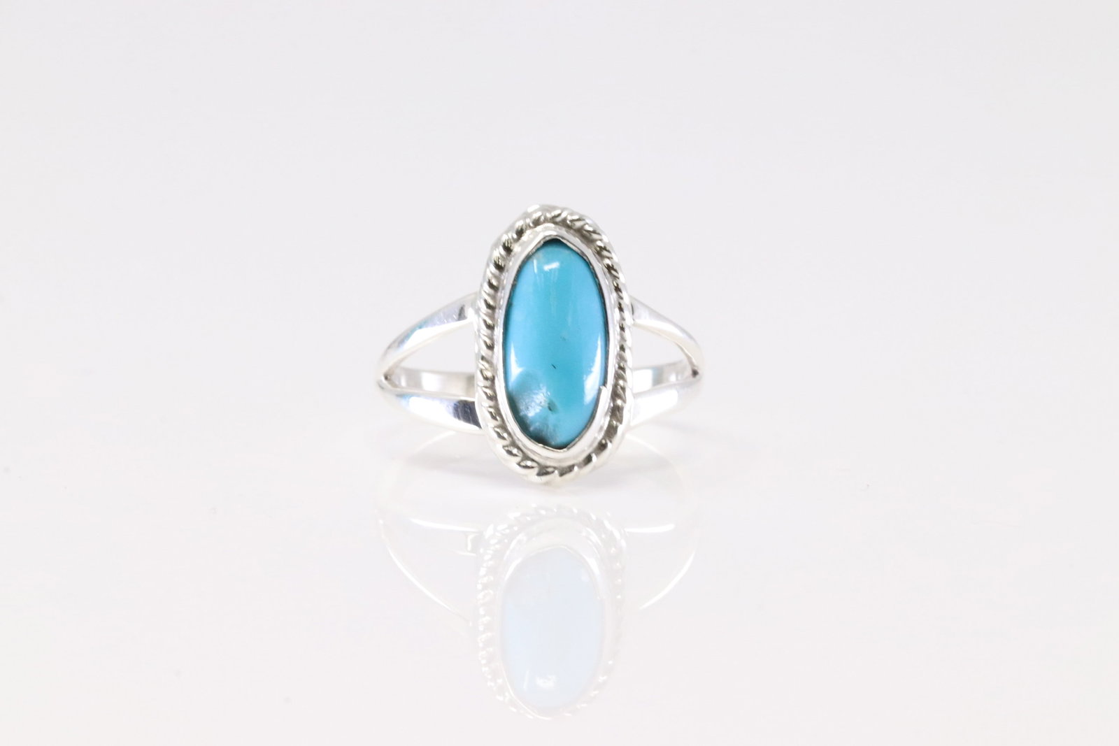 America Sterling Silver Turquoise Ring. (1 of 3)