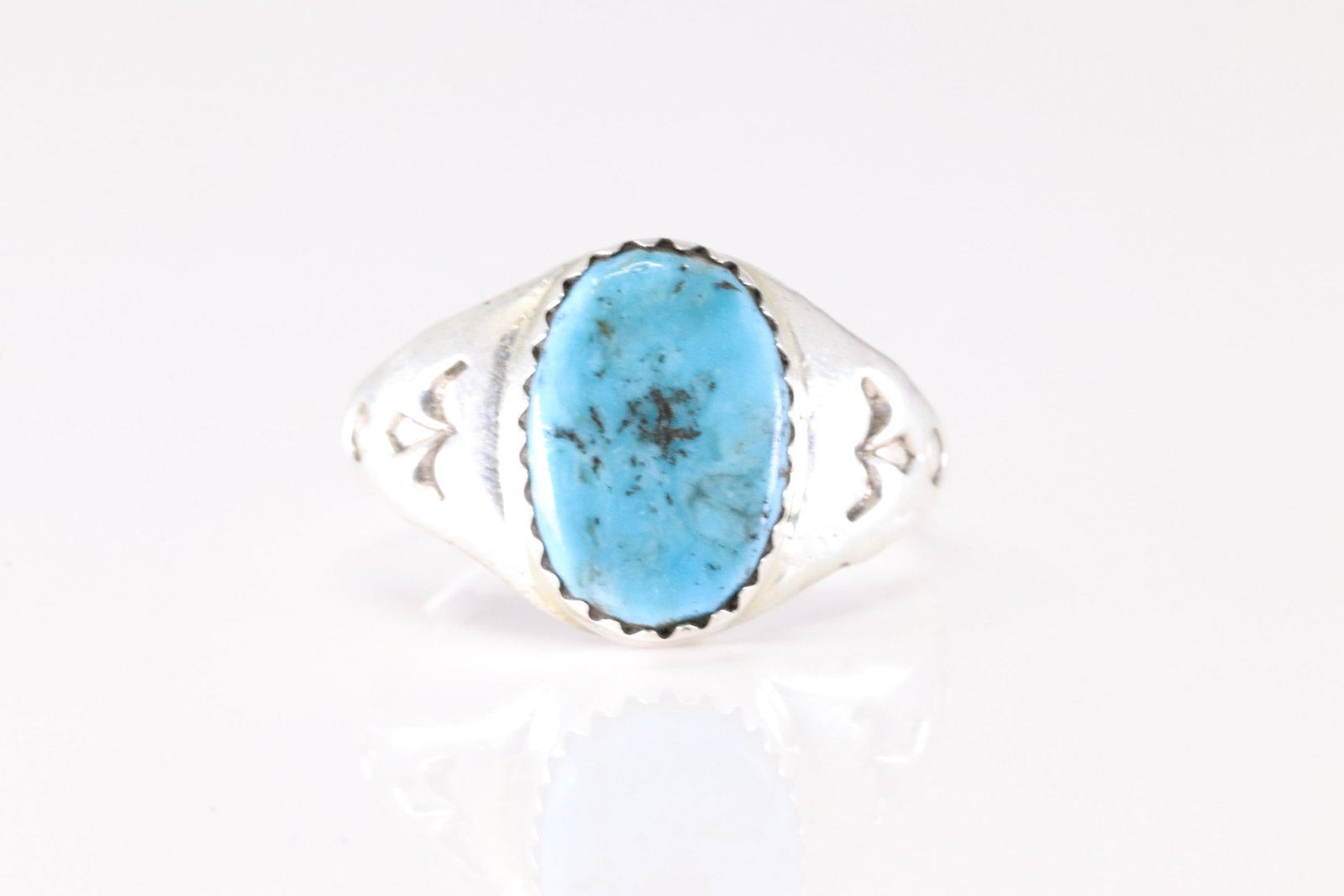 Native America Sterling Silver Turquoise Ring By ML.: This is a Native America Sterling Silver Turquoise Ring By ML. Stamp ML. Ring Size: 8.50.