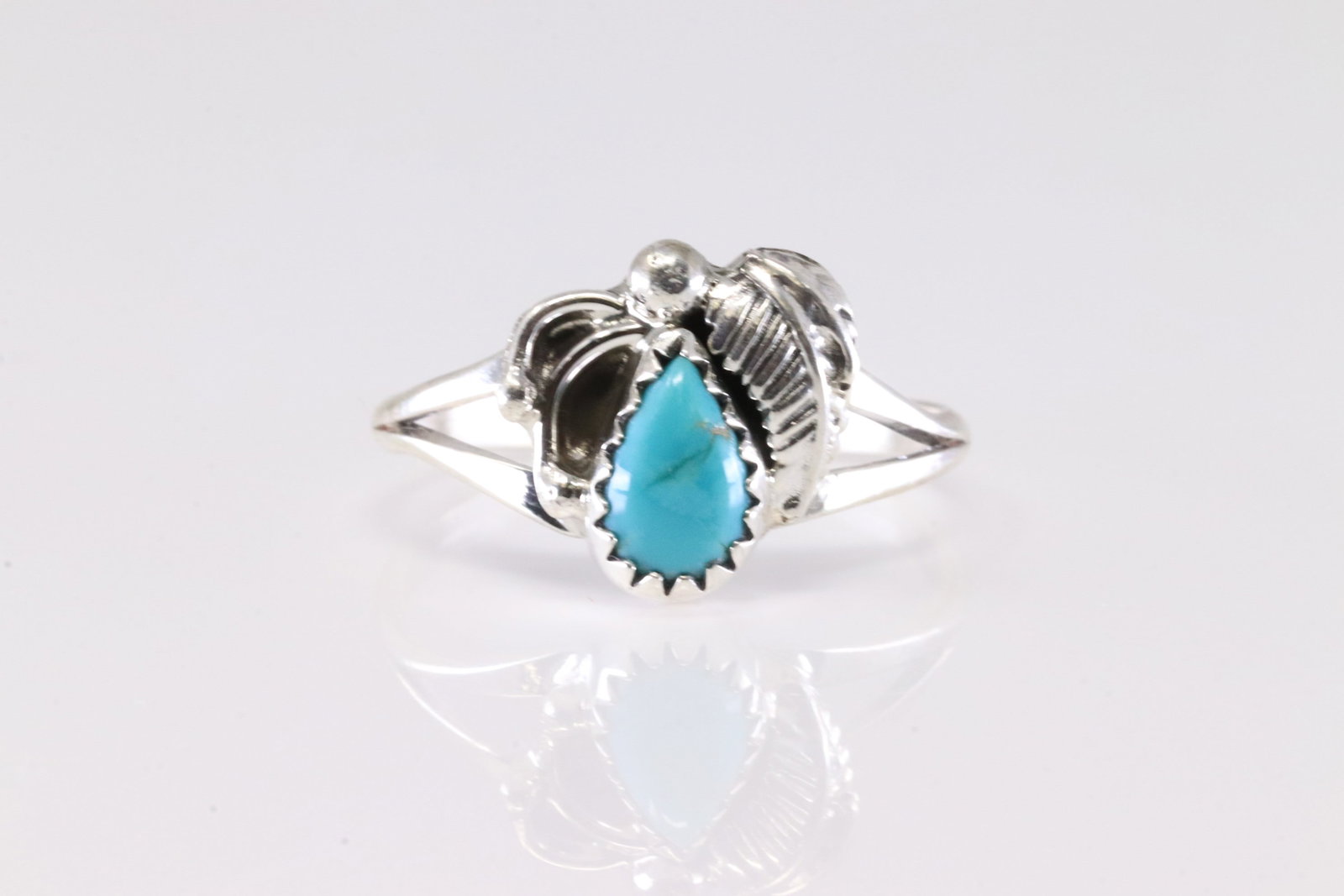 America Sterling Silver Turquoise Ring. (1 of 3)