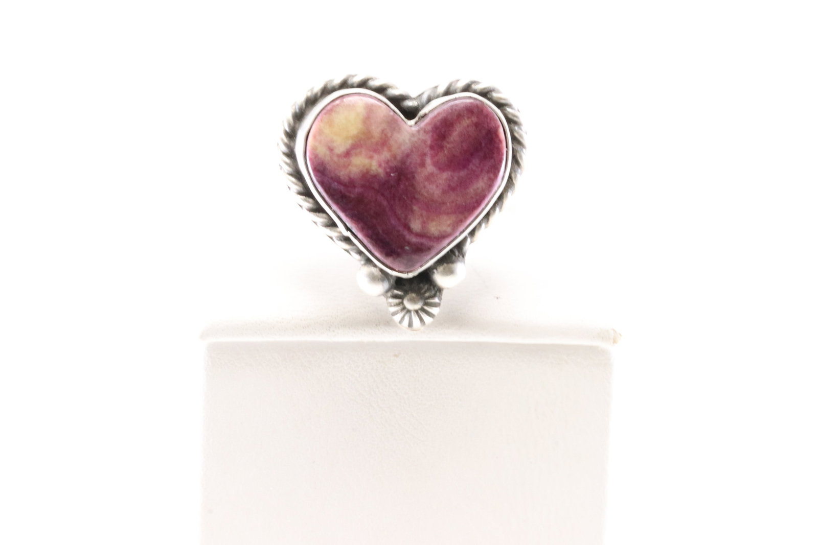 Native America Navajo Sterling Silver Spiny Oyster Heart Ring By I KEE. (1 of 4)