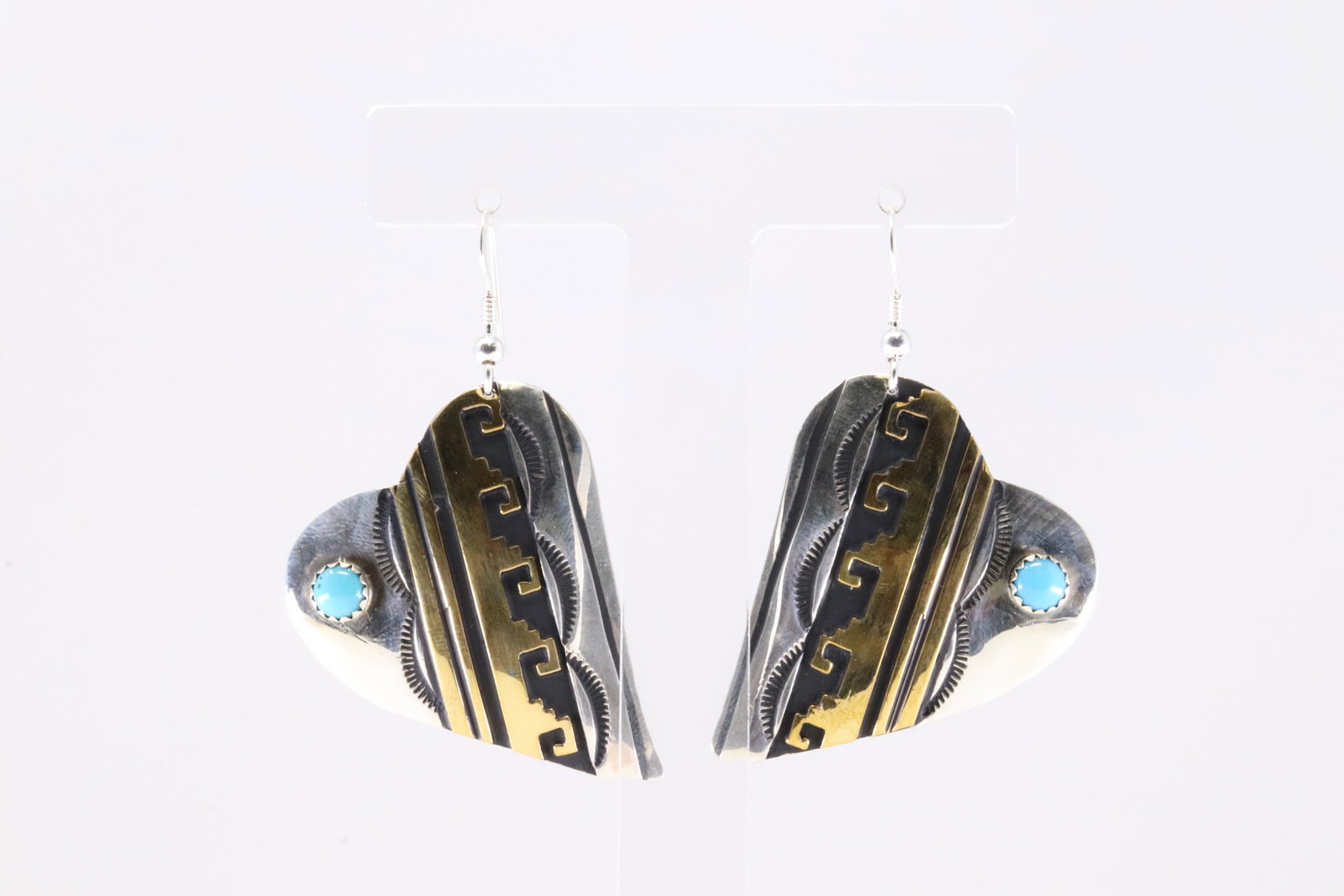 Native America Navajo Sterling Silver Turquoise Heart Dangling Earring'a By T/R Singer. (1 of 4)