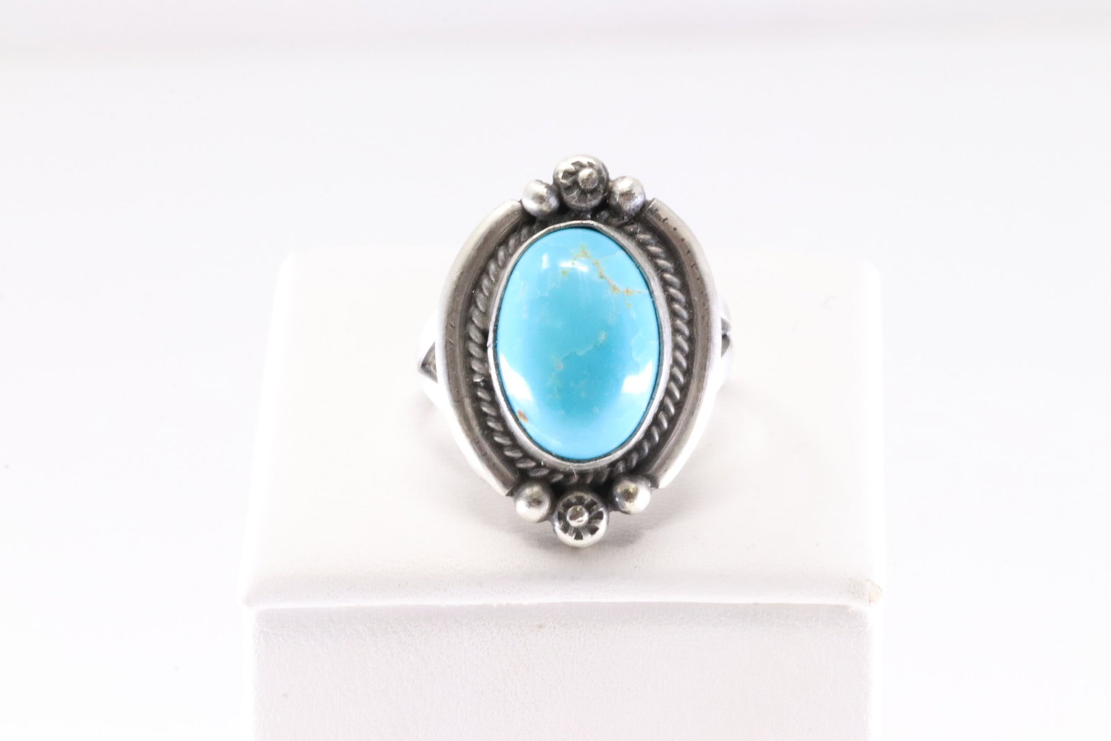 Native America Navajo Sterling Silver Turquoise Ring By L. Etcitty. (1 of 4)