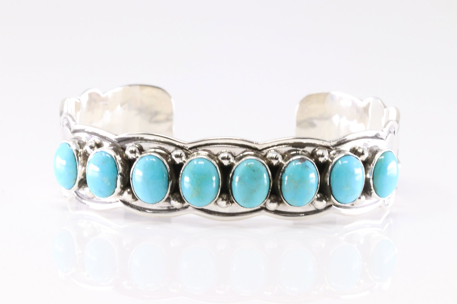 Native America Navajo Sterling Silver Turquoise Bracelet Cuff By Thomas Yazzie.: This is a Native America Navajo Sterling Silver Turquoise Bracelet Cuff By Thomas Yazzie. From R.B Company.