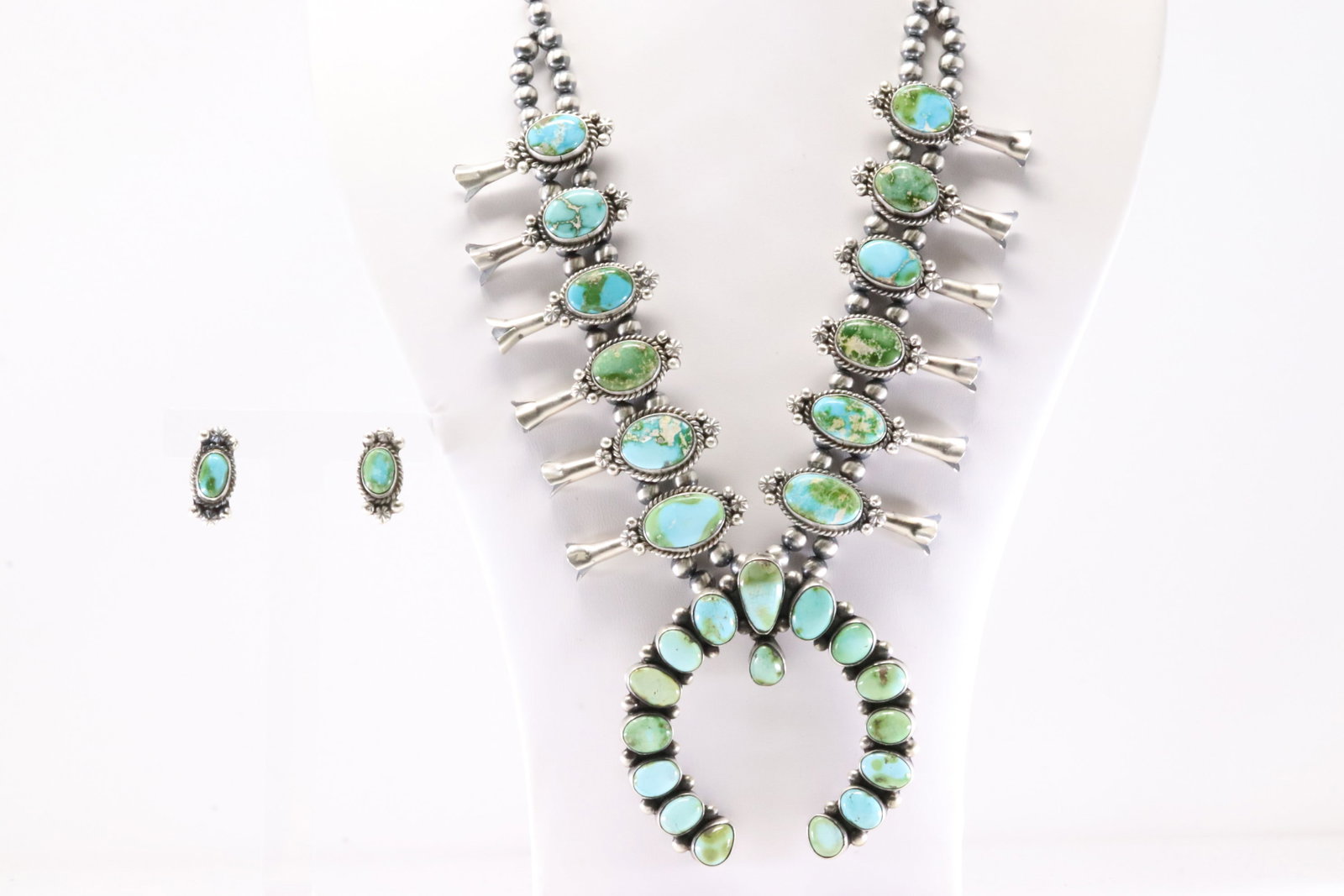 Native America Navajo Sterling Silver Sonora Gold Turquoise Squash Blossom Necklace & Earring's Set: This is a Native America Navajo Sterling Silver Sonora Gold Turquoise Squash Blossom Necklace & Earring's Set By Smith. Necklace length: 20.00" Total weight: 144.90 Grams.