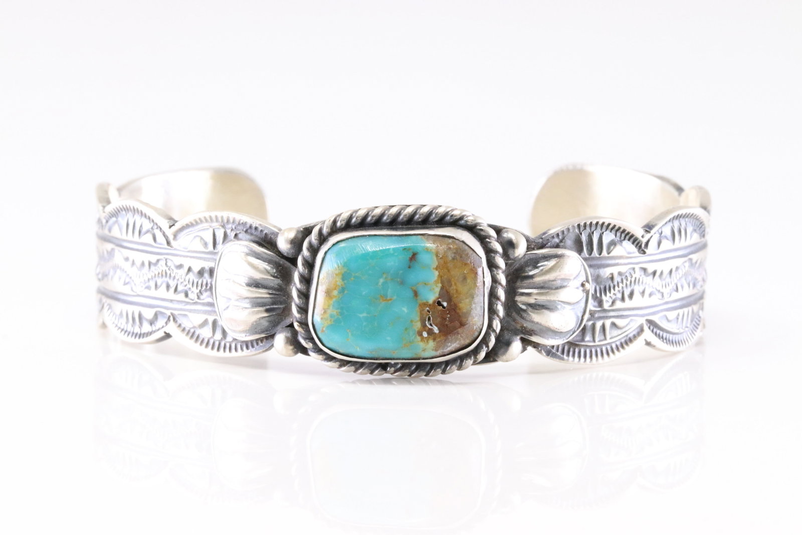 Native America Navajo Sterling Silver Kingman Turquoise Bracelet Cuff By Tilli John.: This is a Native America Navajo Sterling Silver Kingman Turquoise Bracelet Cuff By Tilli John.