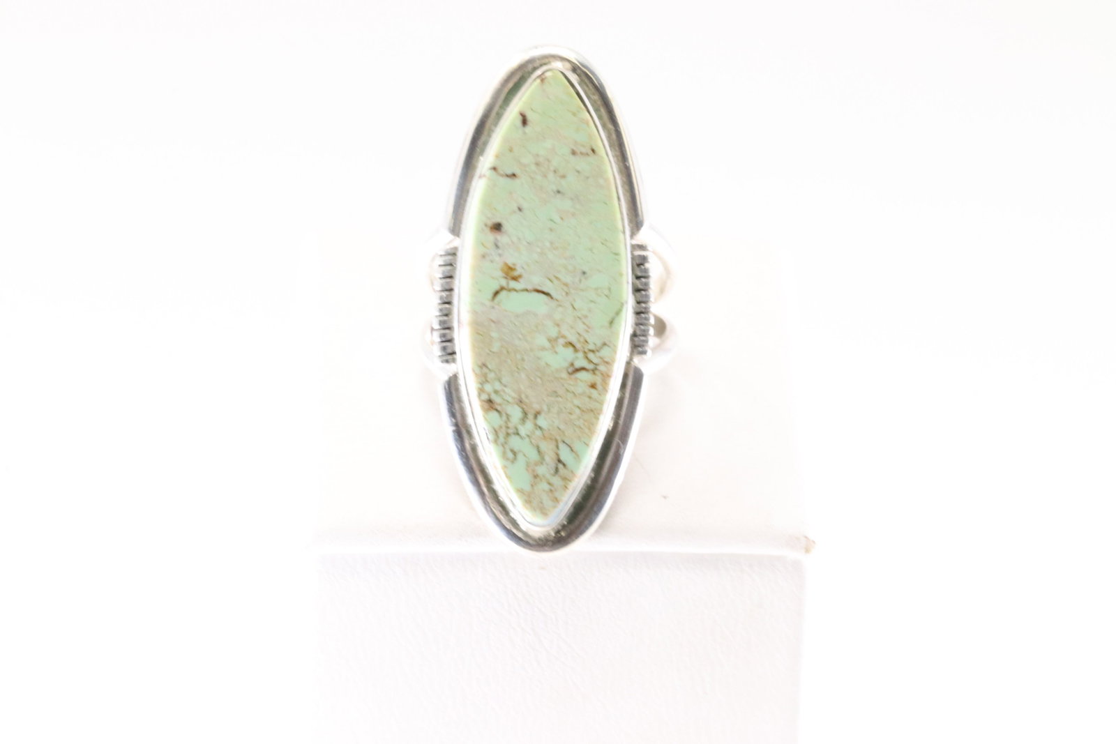 Native American Navajo Sterling Silver Turquoise Ring By SF.: This is a Native American Navajo Sterling Silver Turquoise Ring By SF. Stamp SF. Ring Size: 7.50.