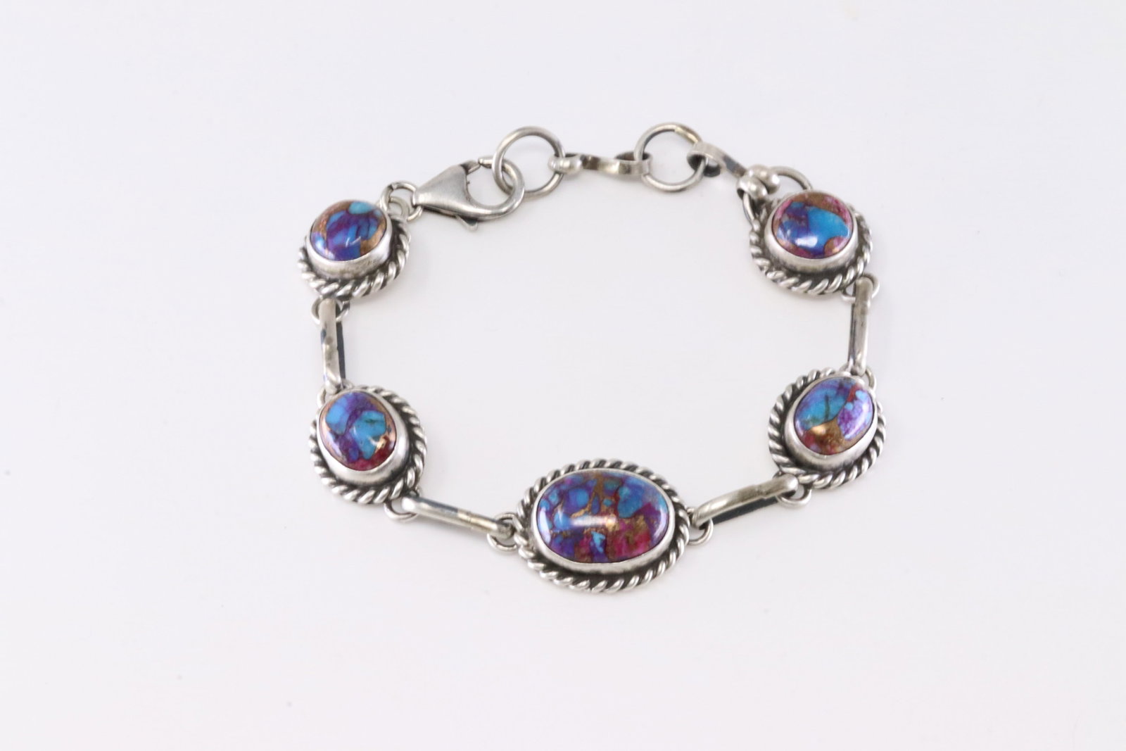 Native America Navajo Sterling Silver Dhalia Stone Bracelet Link By Augustine Largo.: This is a Native America Navajo Sterling Silver Dhalia Stone Bracelet Link By Augustine Largo. Bracelet length: 9.00"