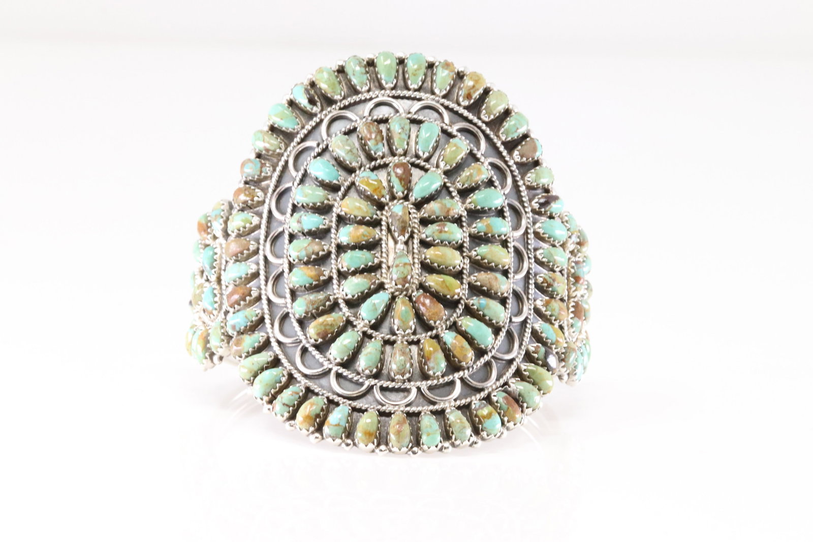Native America Navajo Sterling Silver Turquoise Bracelet Cuff By Gevalel Mitchell.: This is a Native America Navajo Sterling Silver Turquoise Bracelet Cuff By Gevalel Mitchell. Stamp M.