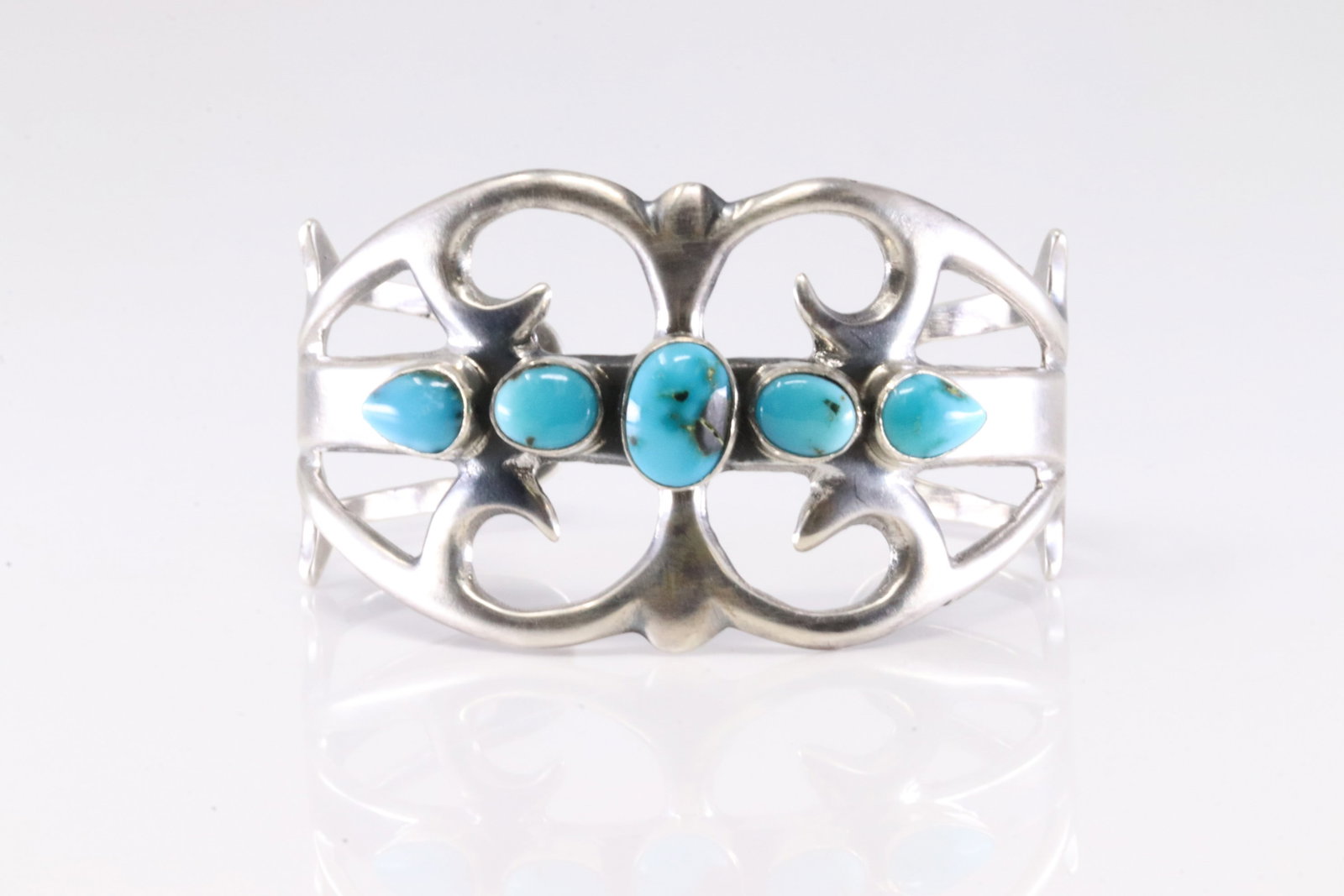 Native America Navajo Sterling Silver Turquoise Bracelet Cuff By Eugene Gruber. (1 of 4)