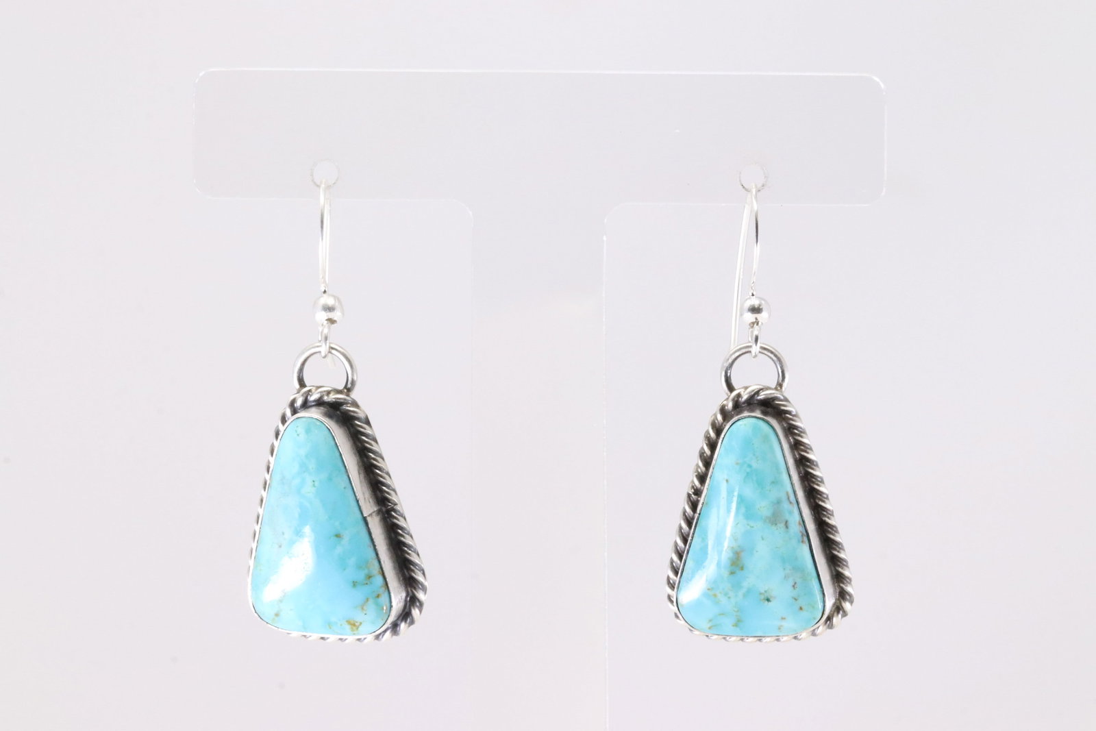 Native America Navajo Sterling Silver Kingman Turquoise Dangling Earring's By Chassity Belone.: This is a Native America Navajo Sterling Silver Kingman Turquoise Dangling Earring's By Chassity Belone. Stamp C. Belone.