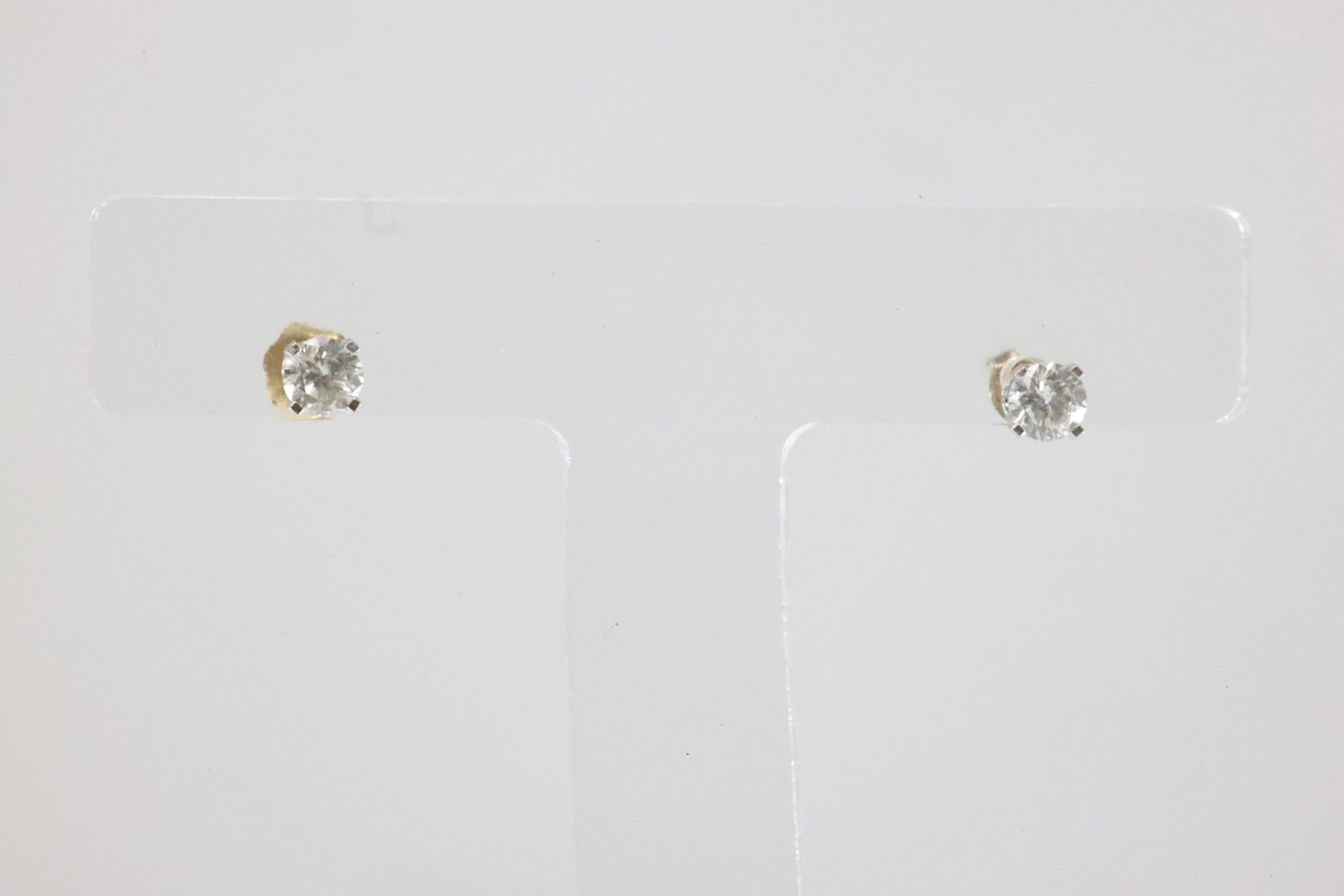 Diamond Stud Earring 10KT. - 2