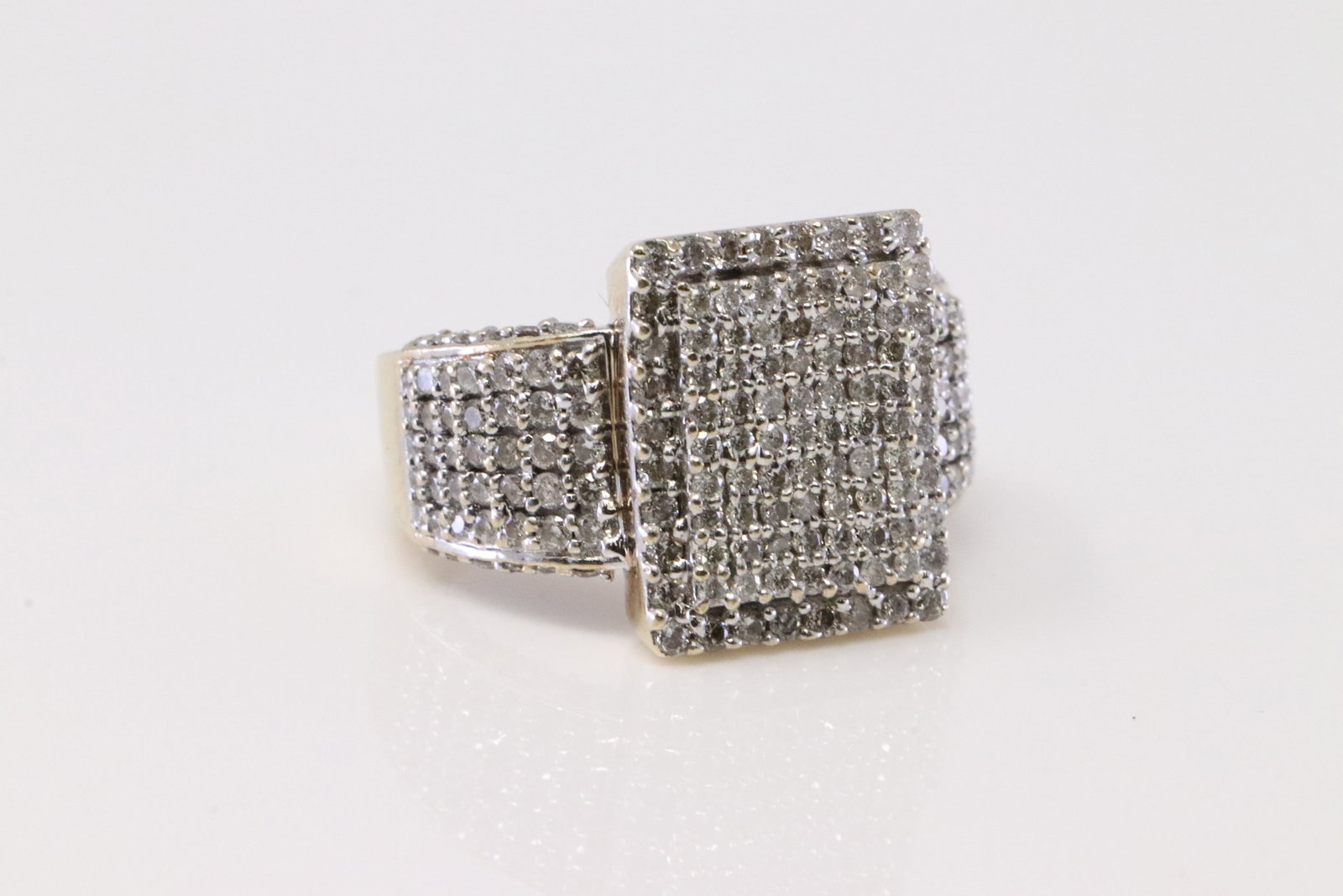 Diamond Ring 10Kt. - 3