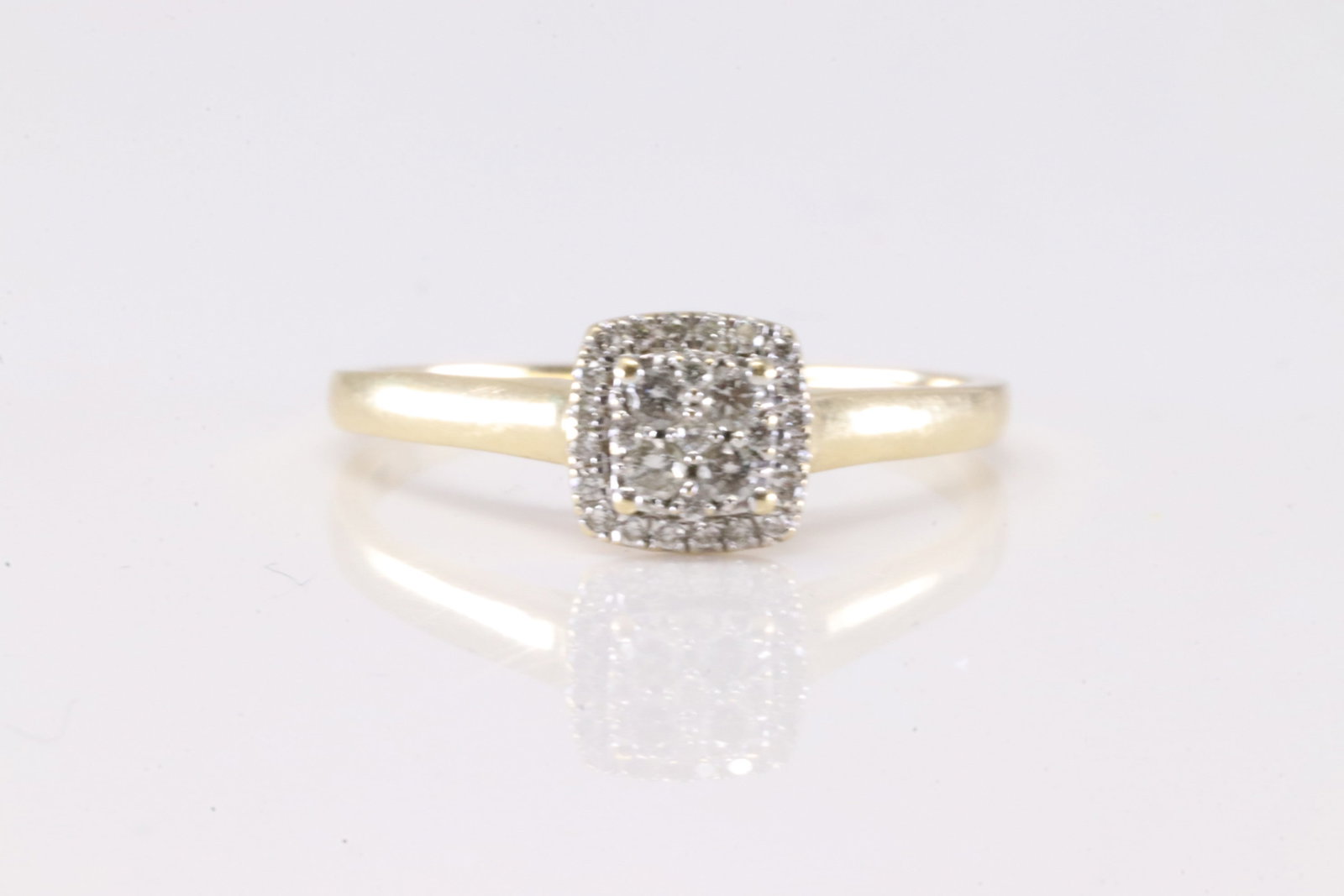 Diamond Ring 14Kt.: Ladies 14Kt Yellow Gold Diamond Ring. This Elegant Ring has 29 Round Sparkling Diamonds. Diamond Approx Weight: 0.30 ctw Ring Size: 9.00. Total Weight: 2.96 Grams.