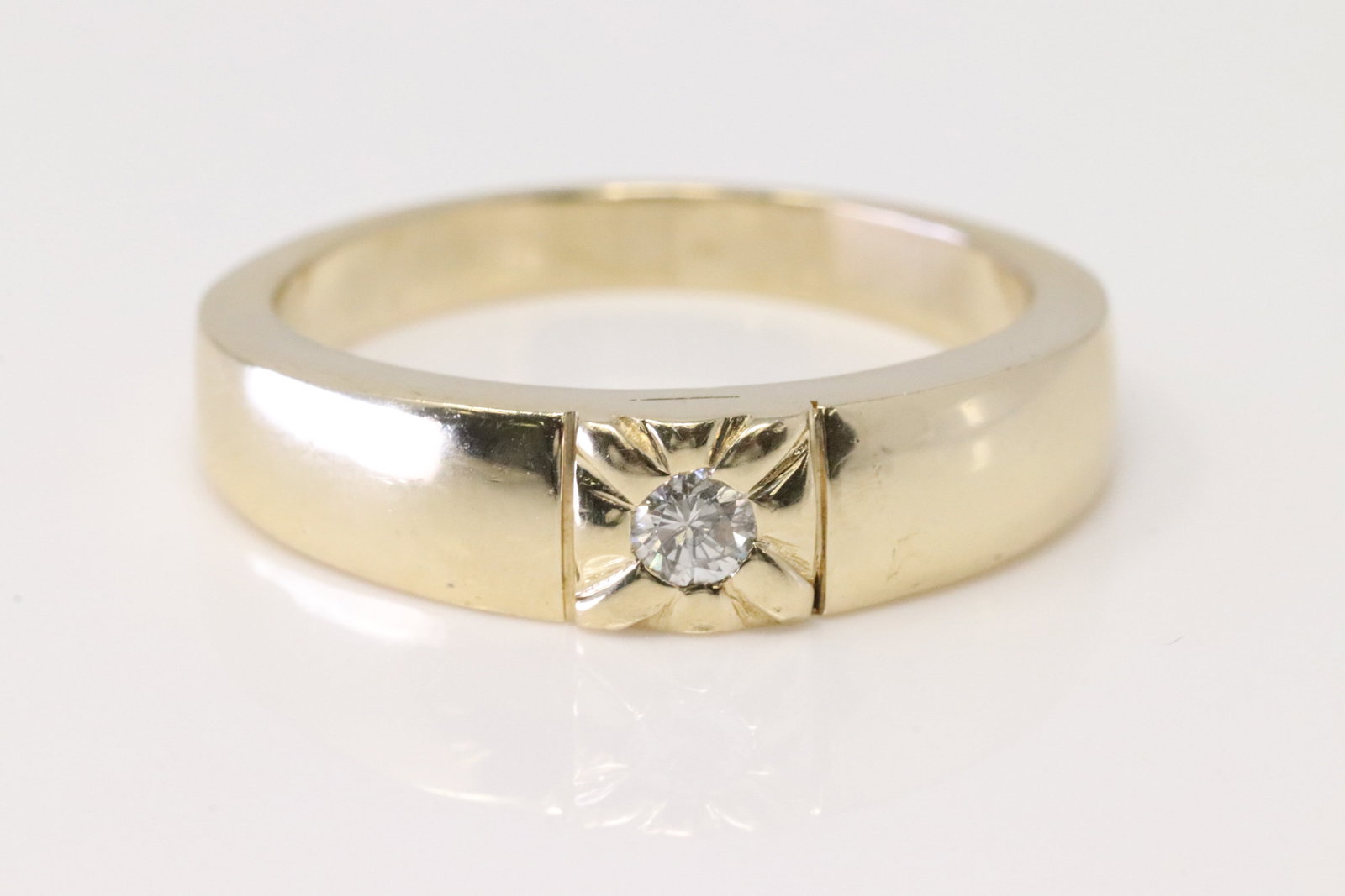 Diamond Ring 14Kt. (1 of 4)