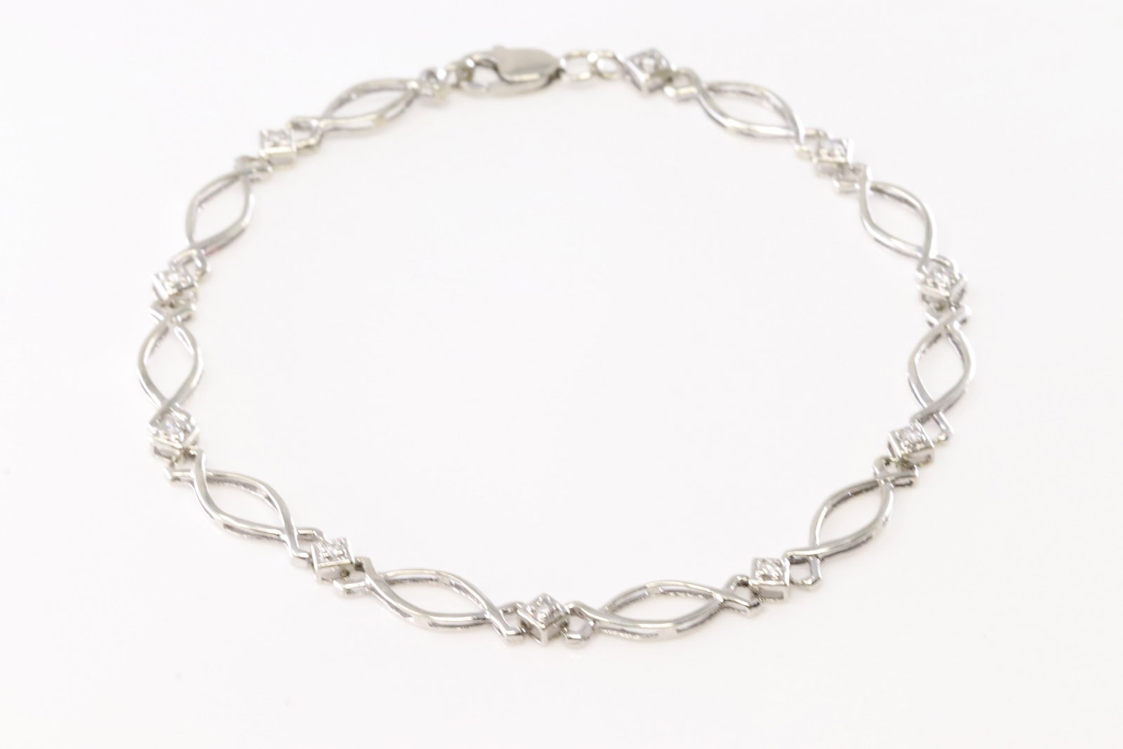 Diamond Bracelet 10Kt. - 2