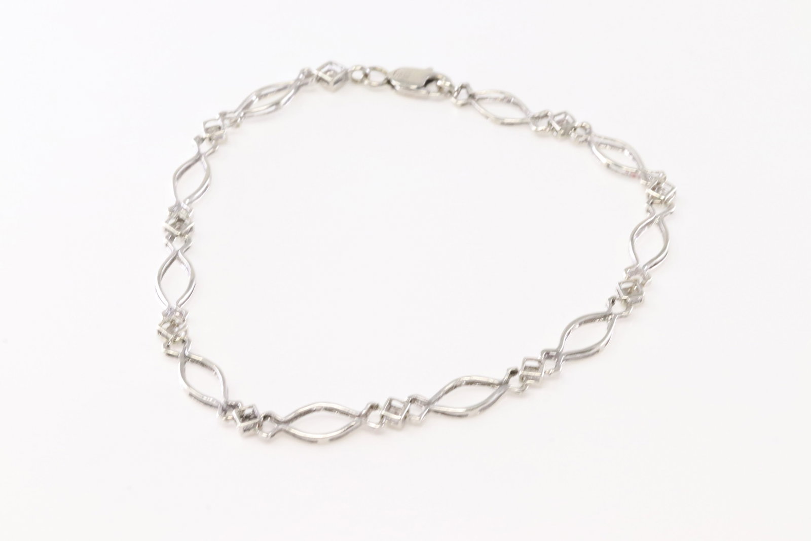 Diamond Bracelet 10Kt. - 3