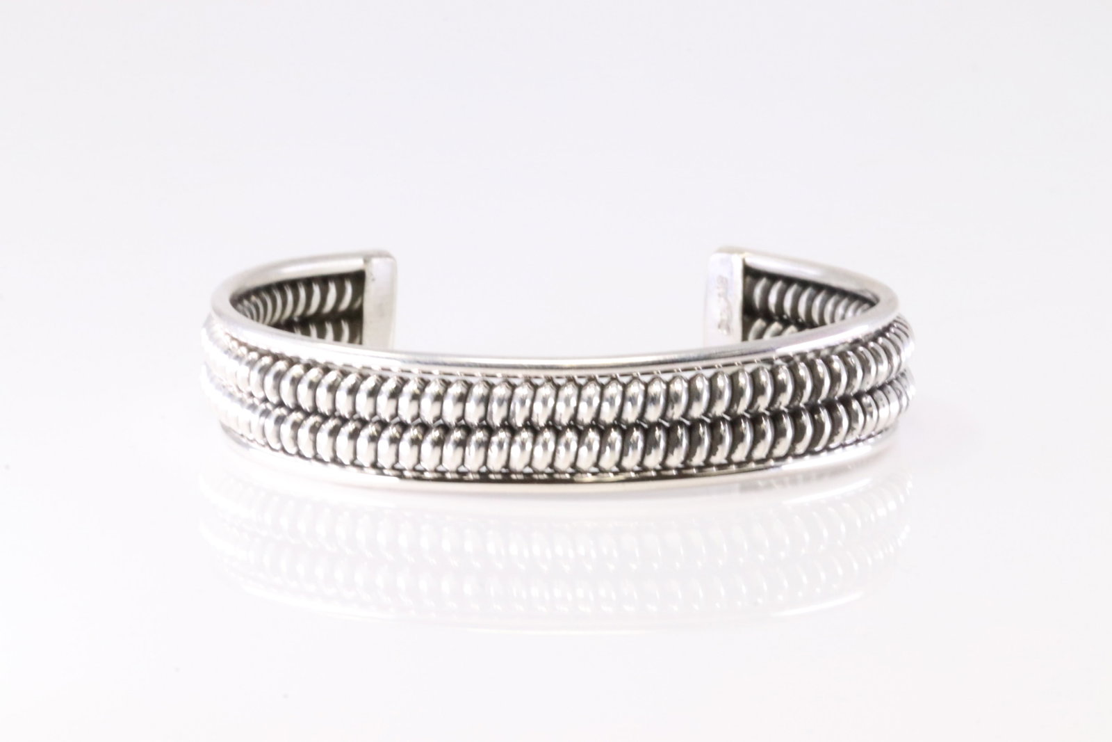 America Sterling Silver Solid Stamped Bracelet Cuff. (1 of 4)