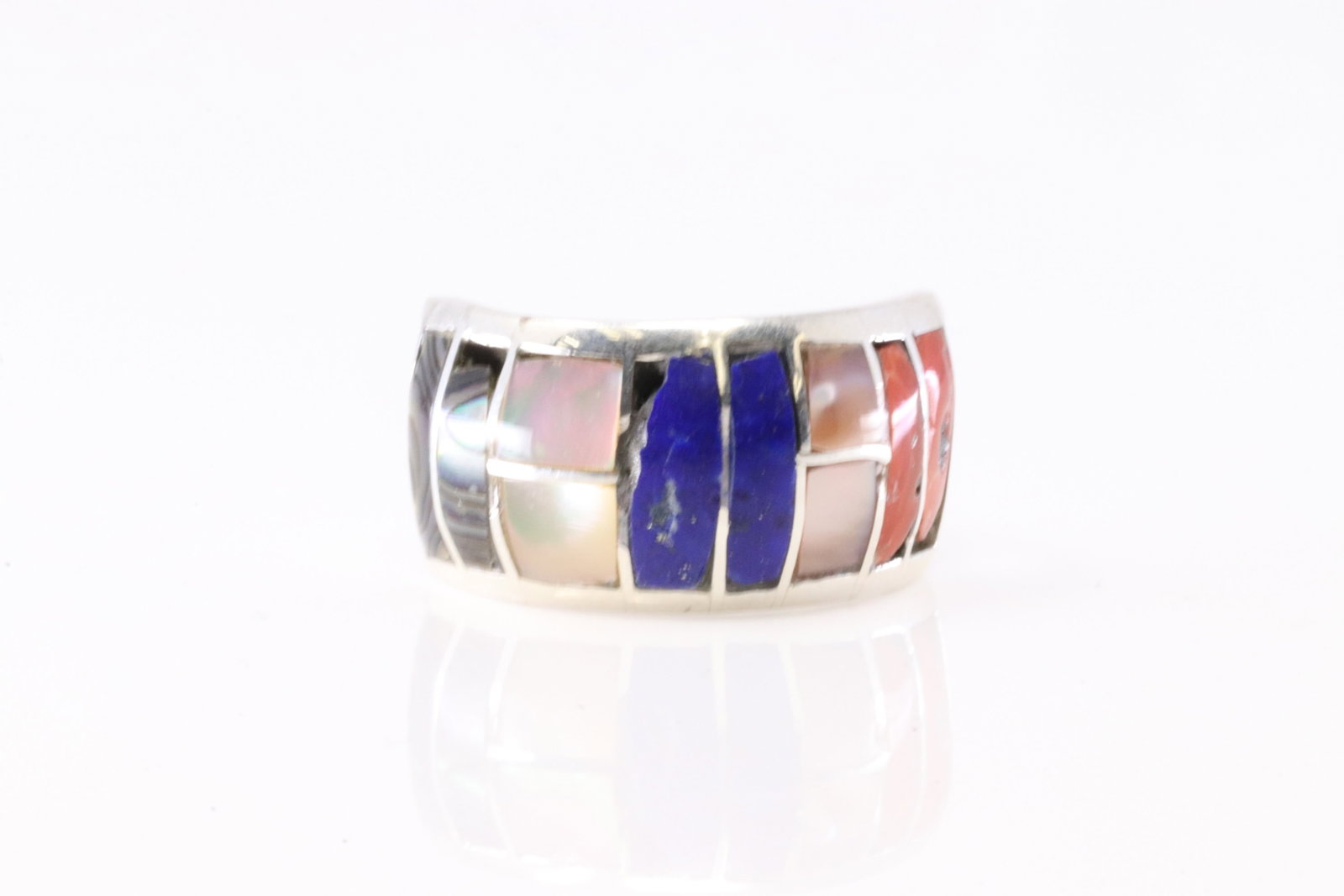 Native America Navajo Sterling Silver Multicolor Stone Ring By GC.: This is a Native America Navajo Sterling Silver Multicolor Stone Ring By GC. Stamp GC. Ring Size: 5.50.
