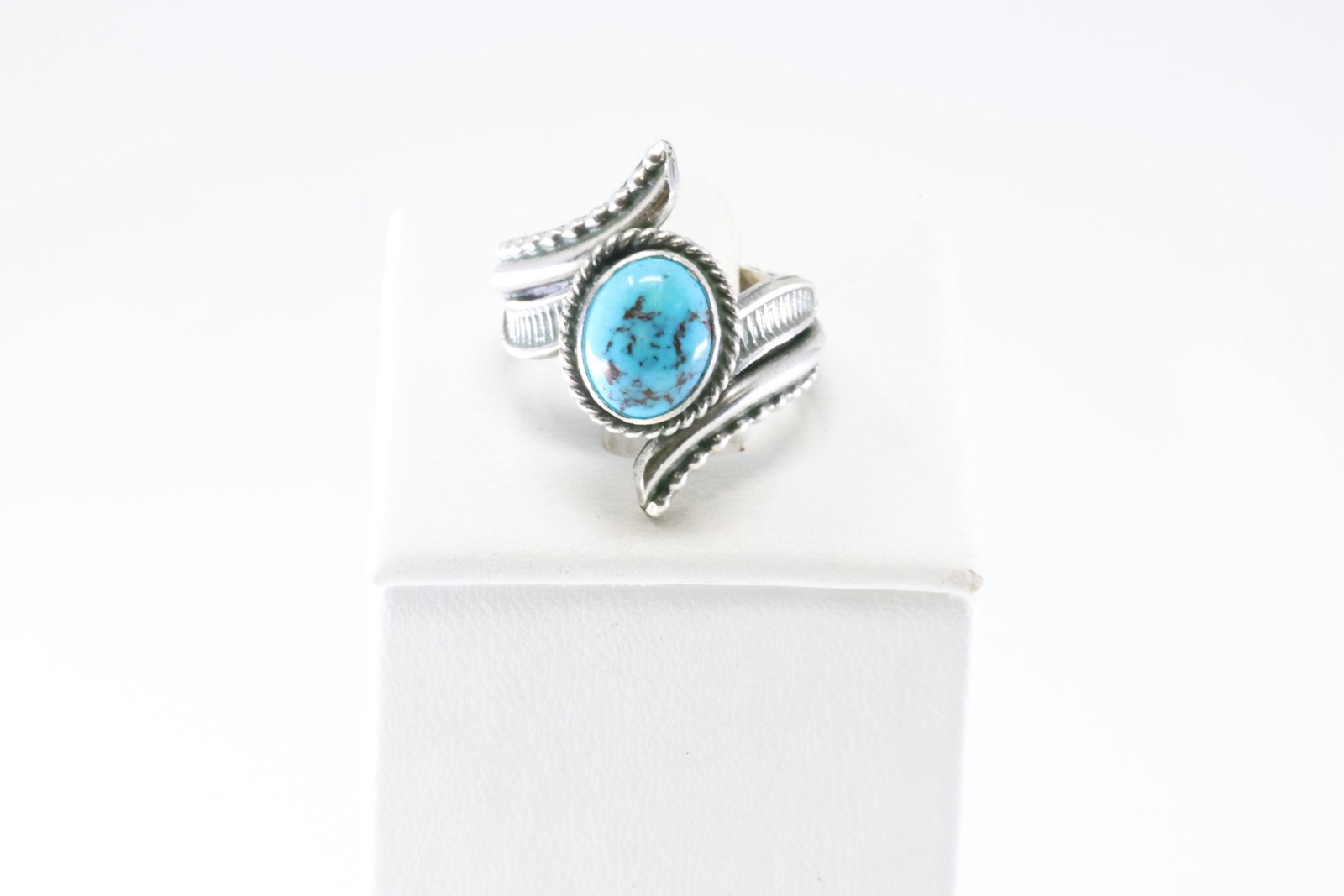 Native America Navajo Sterling Silver Turquoise Ring By Thomas Yazzie. (1 of 4)