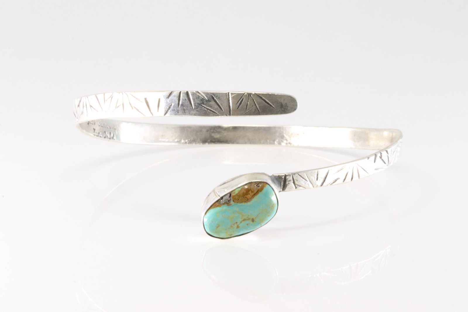Native America Navajo Sterling Silver Kingman Turquoise Bracelet By Jude Candelaria. (1 of 4)