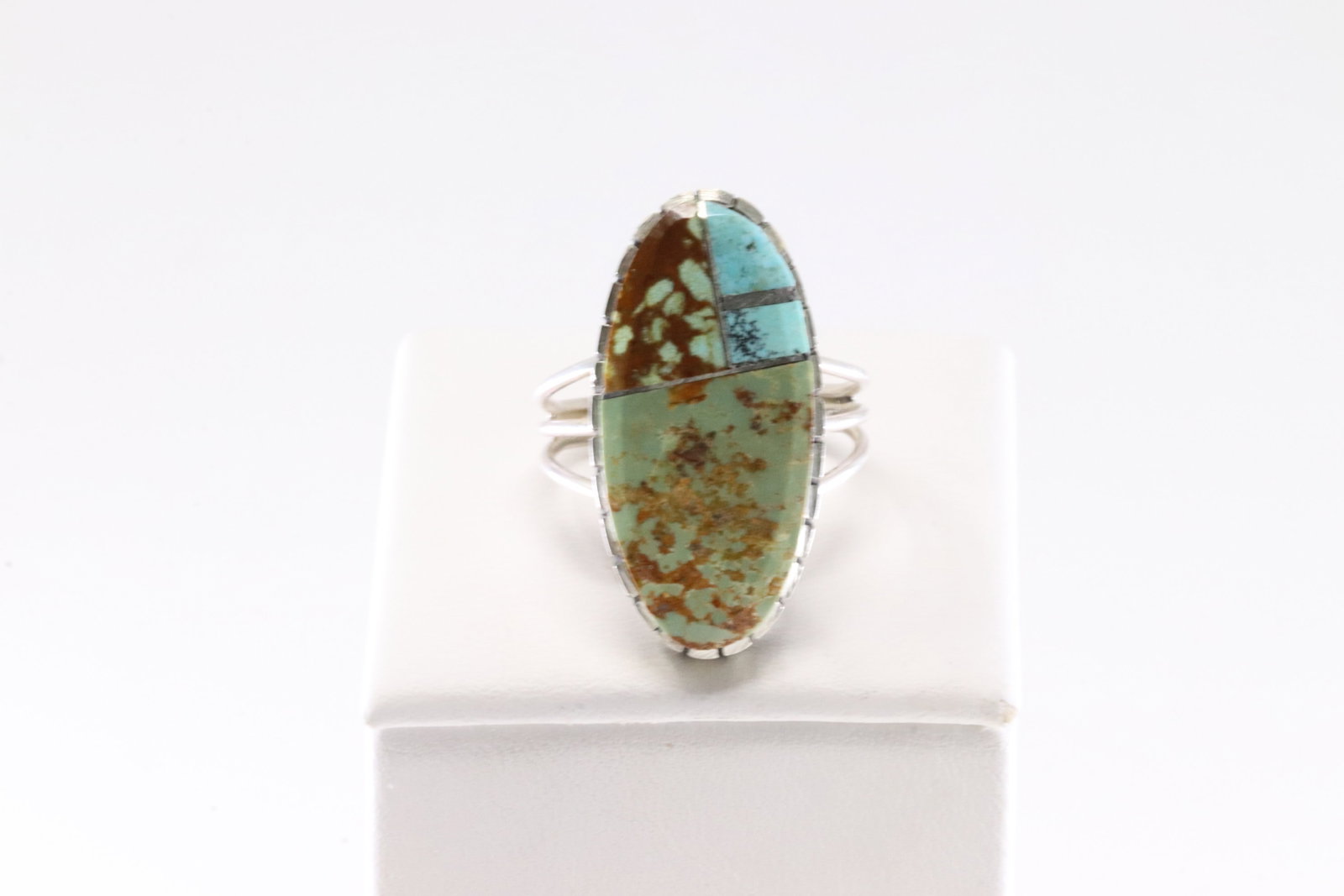 Native America Navajo Sterling Silver Turquoise Inlay Ring By H.Smith.: This is a Native America Navajo Sterling Silver Turquoise Inlay Ring By H.Smith. Stamp H. Smith. Ring Size: 8.00.