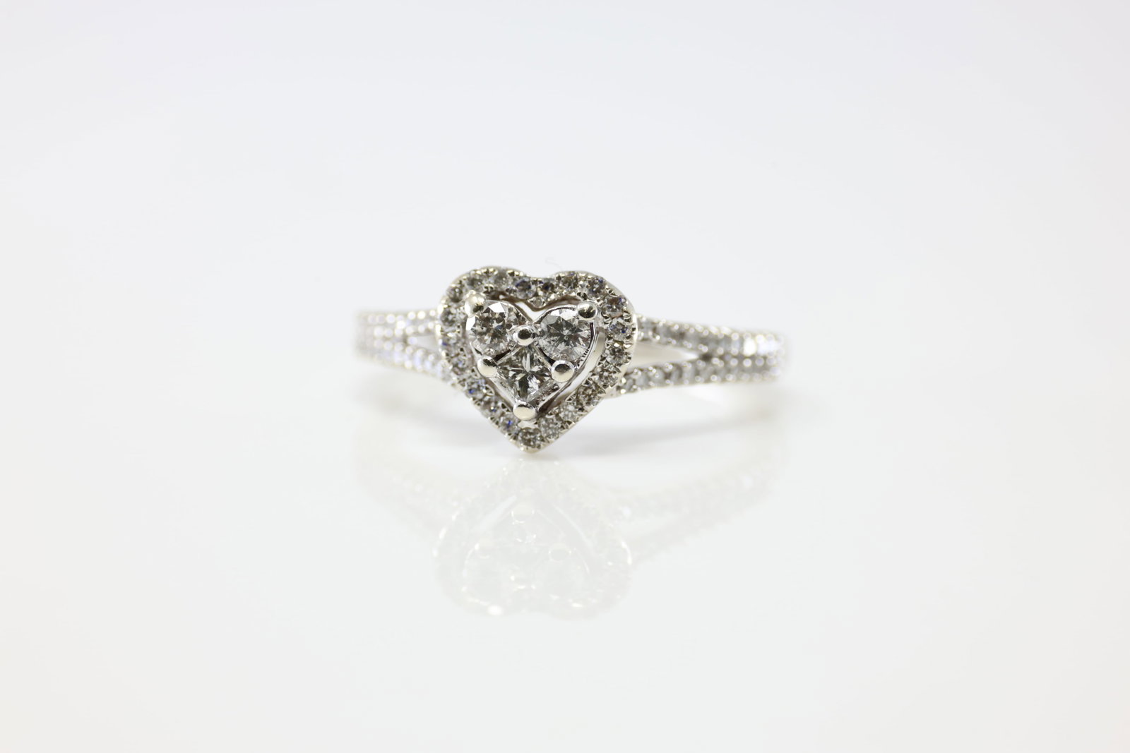 Diamond Ring 10Kt. - 3