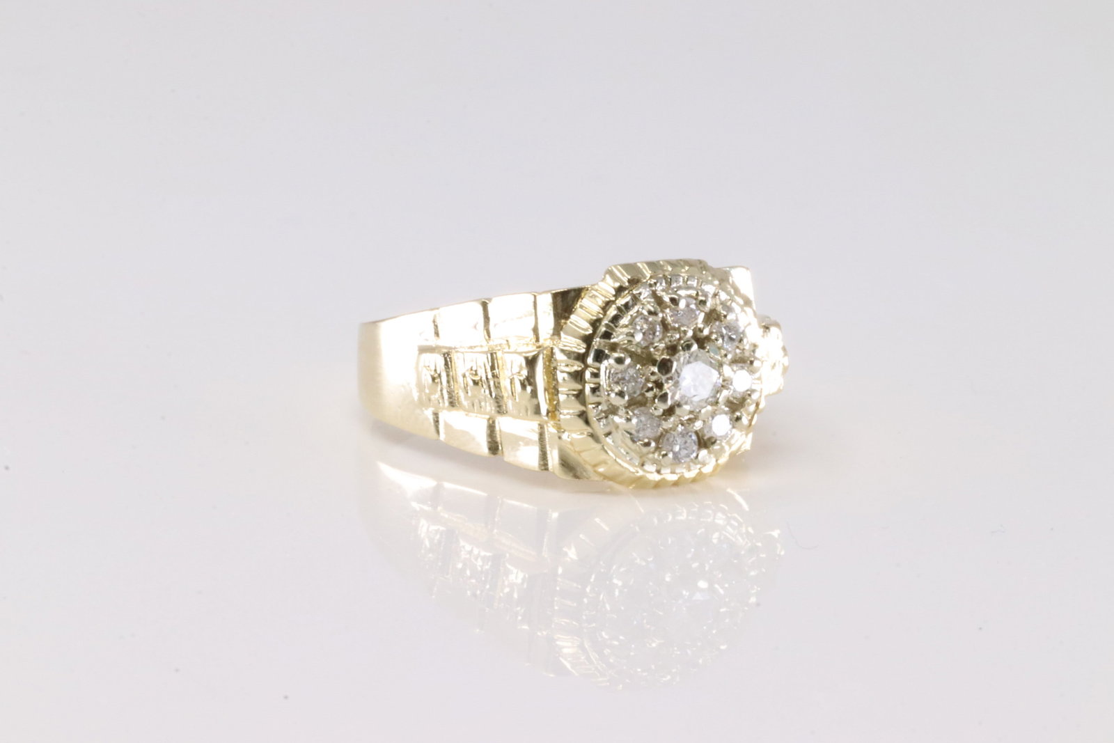 Diamond Ring 14Kt. - 2