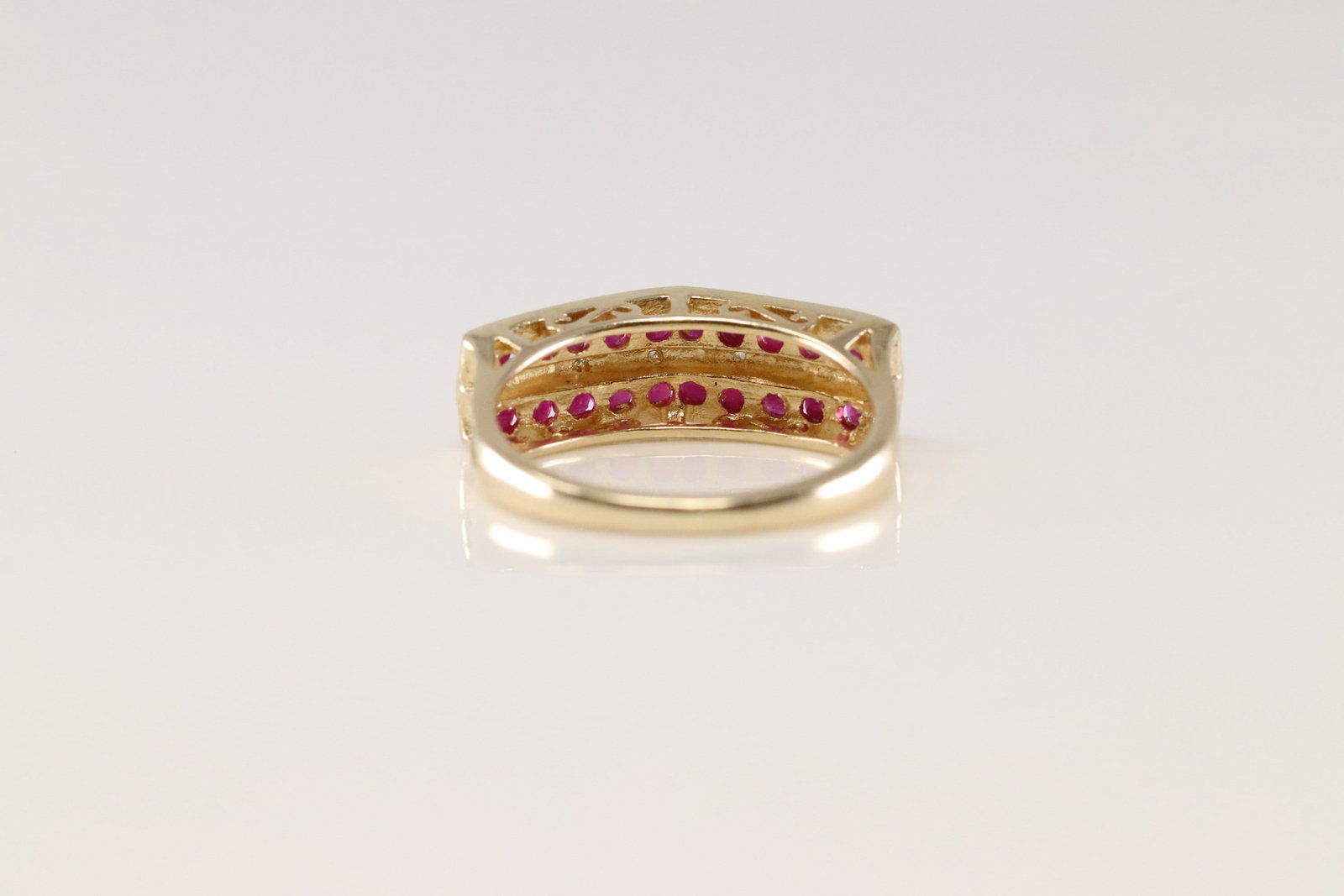 Ruby & Diamond Ring 10Kt. - 4