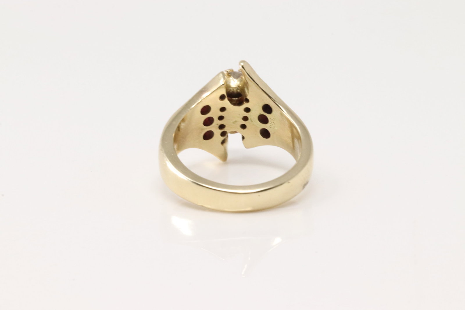 Elegant Ruby & Diamond Ring 14Kt. - 4