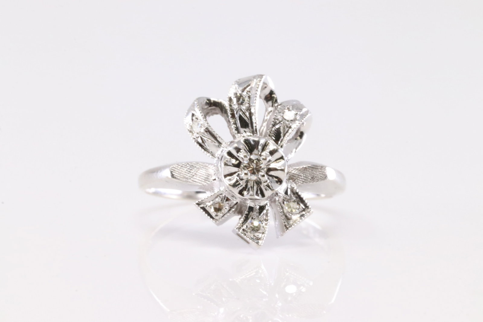 Diamond Ring 14Kt. (1 of 4)