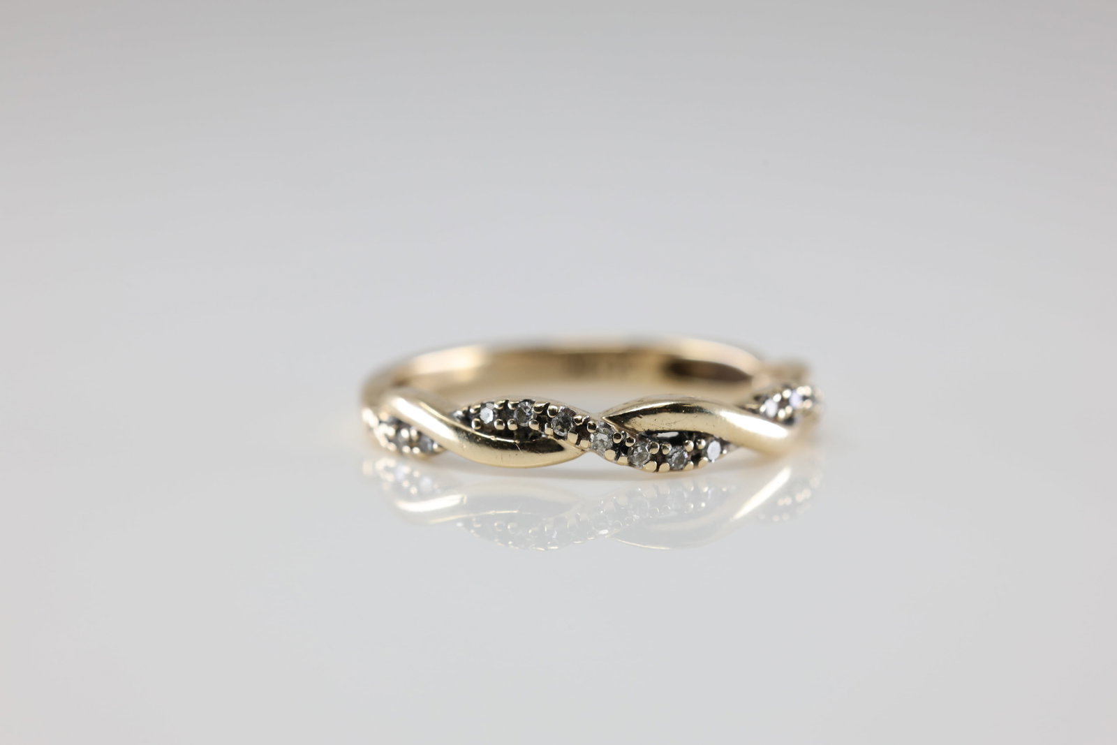 Diamond Ring 10Kt. - 2