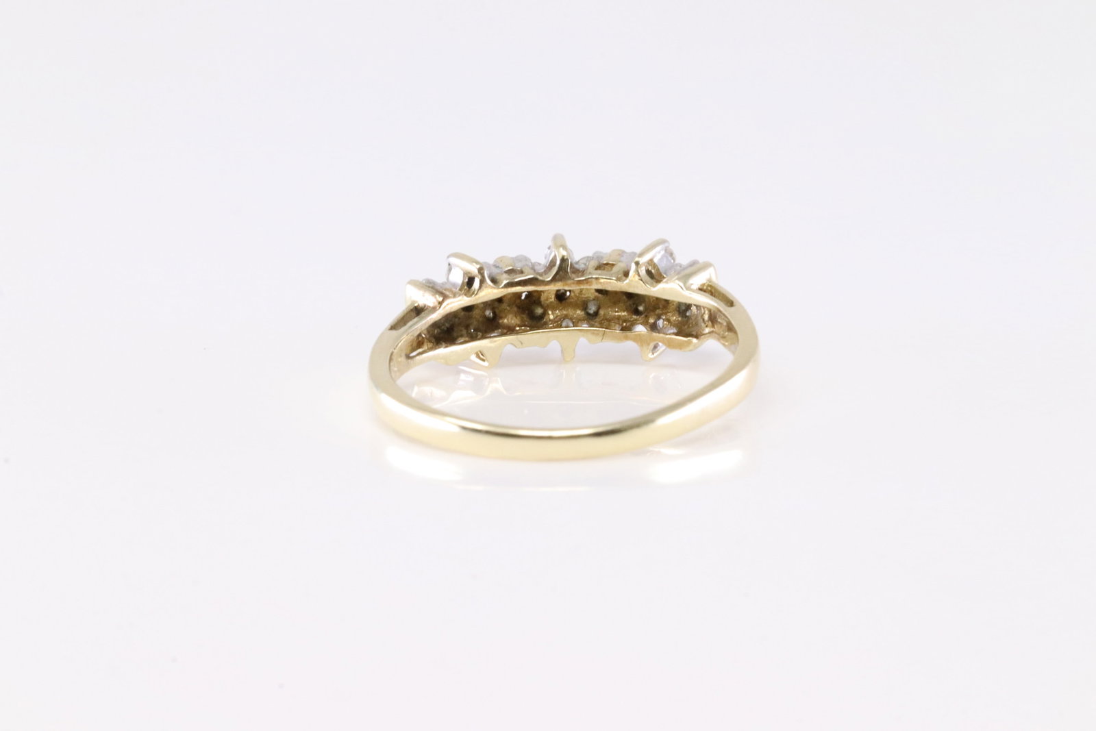 Diamond Ring 10Kt. - 4