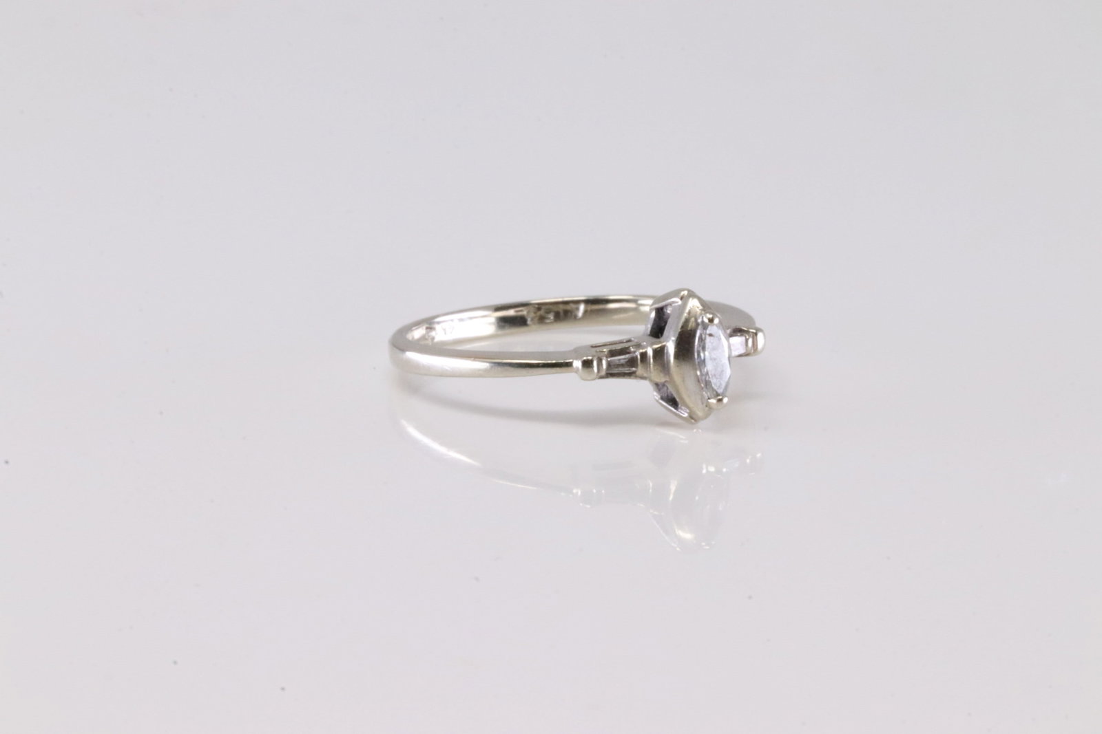 Diamond Ring 14Kt. - 2